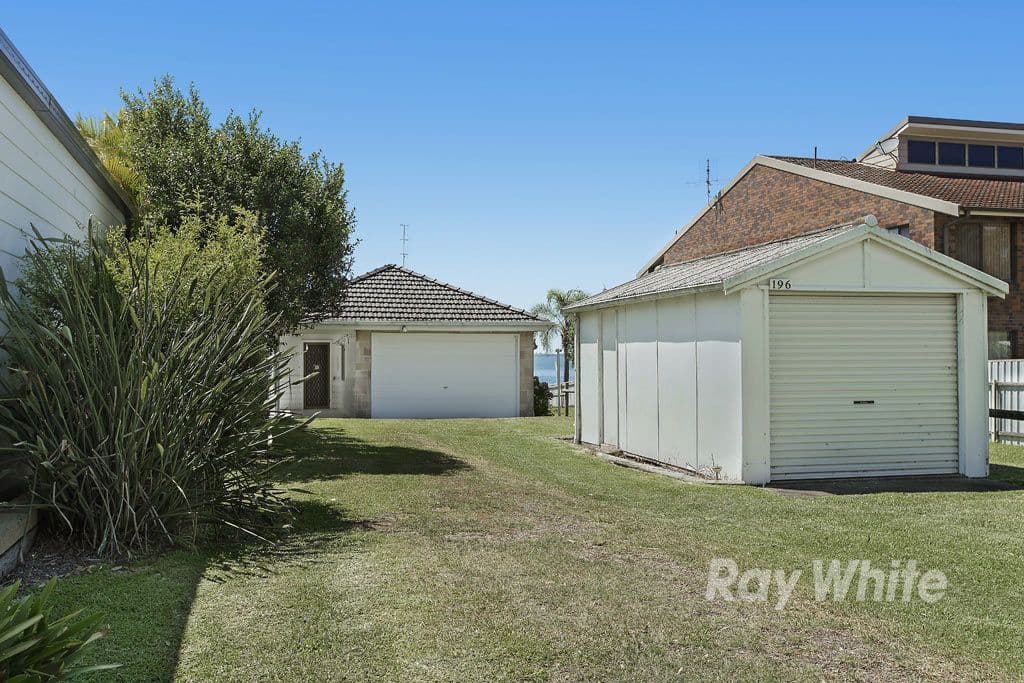 196 Kilaben Road, Kilaben Bay - Thumbnail 3