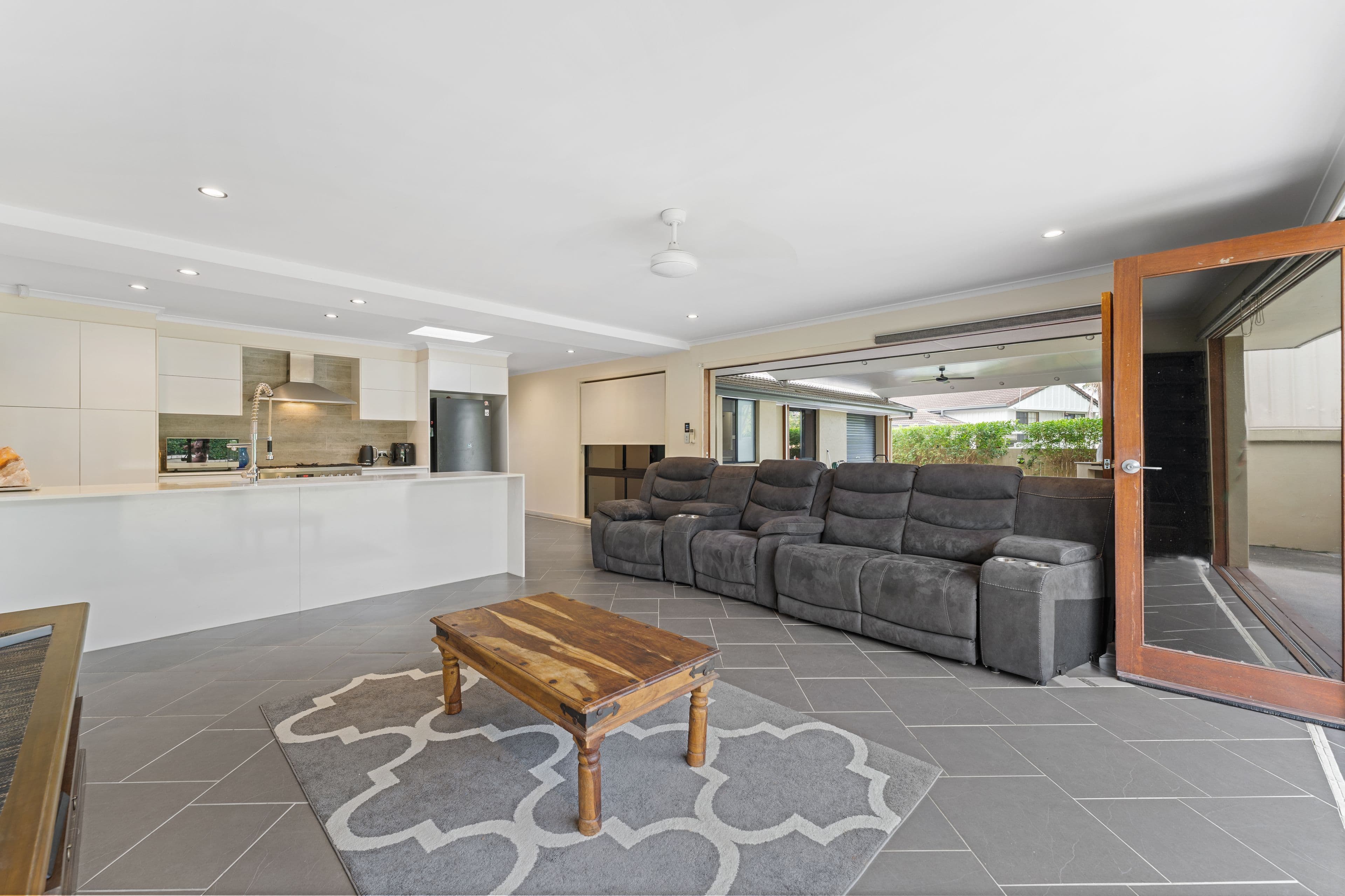 6 Ixora Court, Regents Park QLD 4118, Regents Park - Thumbnail 5