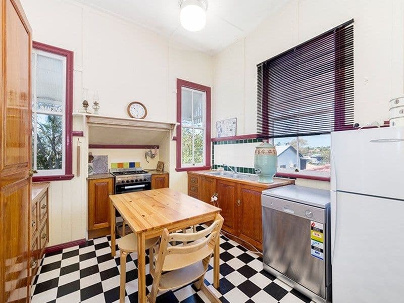 76 Tavistock Street, Oxley QLD 4075, Oxley - Thumbnail 4