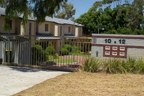 12b Casserley Avenue, GIRRAWHEEN WA 6064, Girrawheen - Thumbnail 2