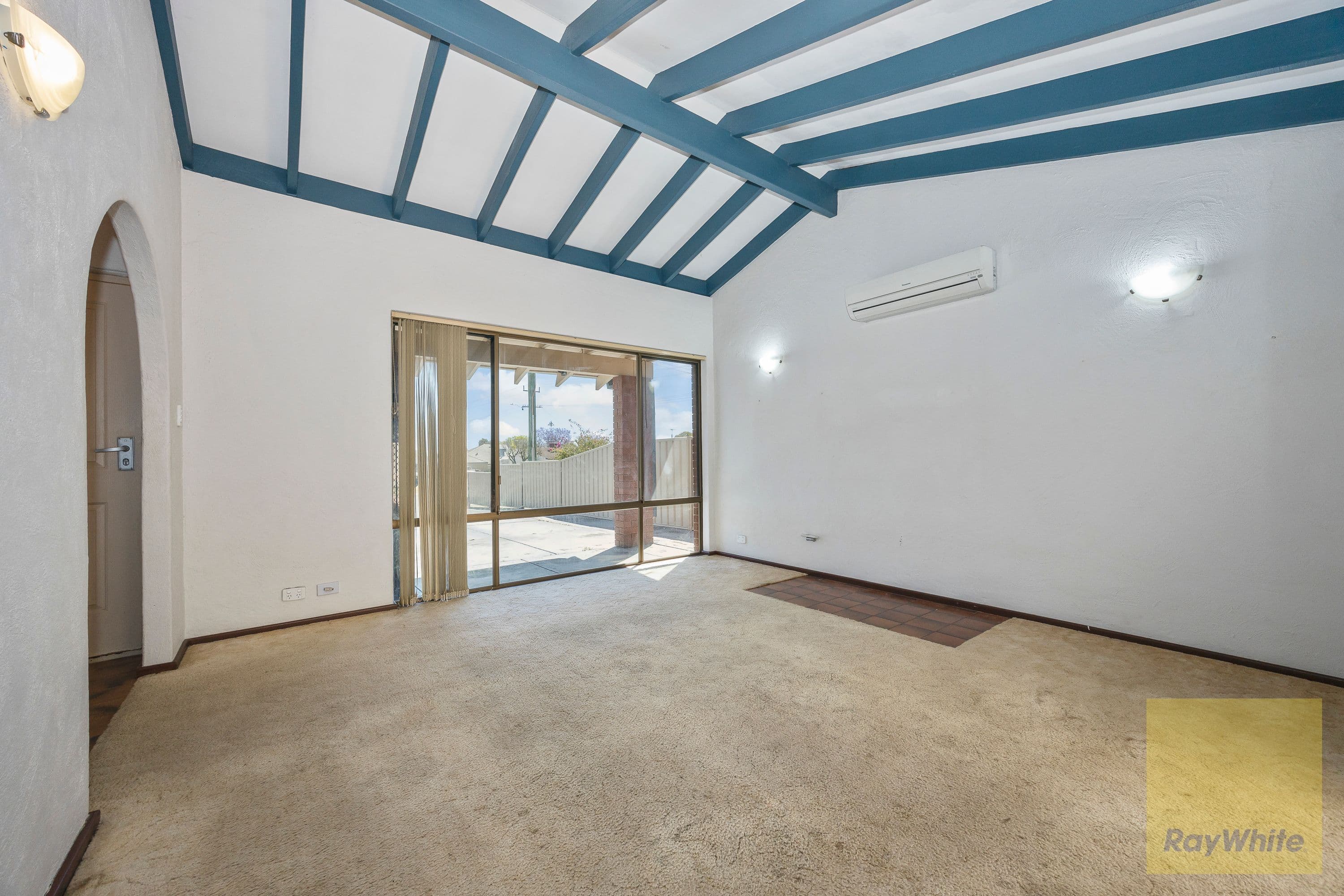 69 Moira Avenue, Forrestfield WA 6058, Forrestfield - Thumbnail 4