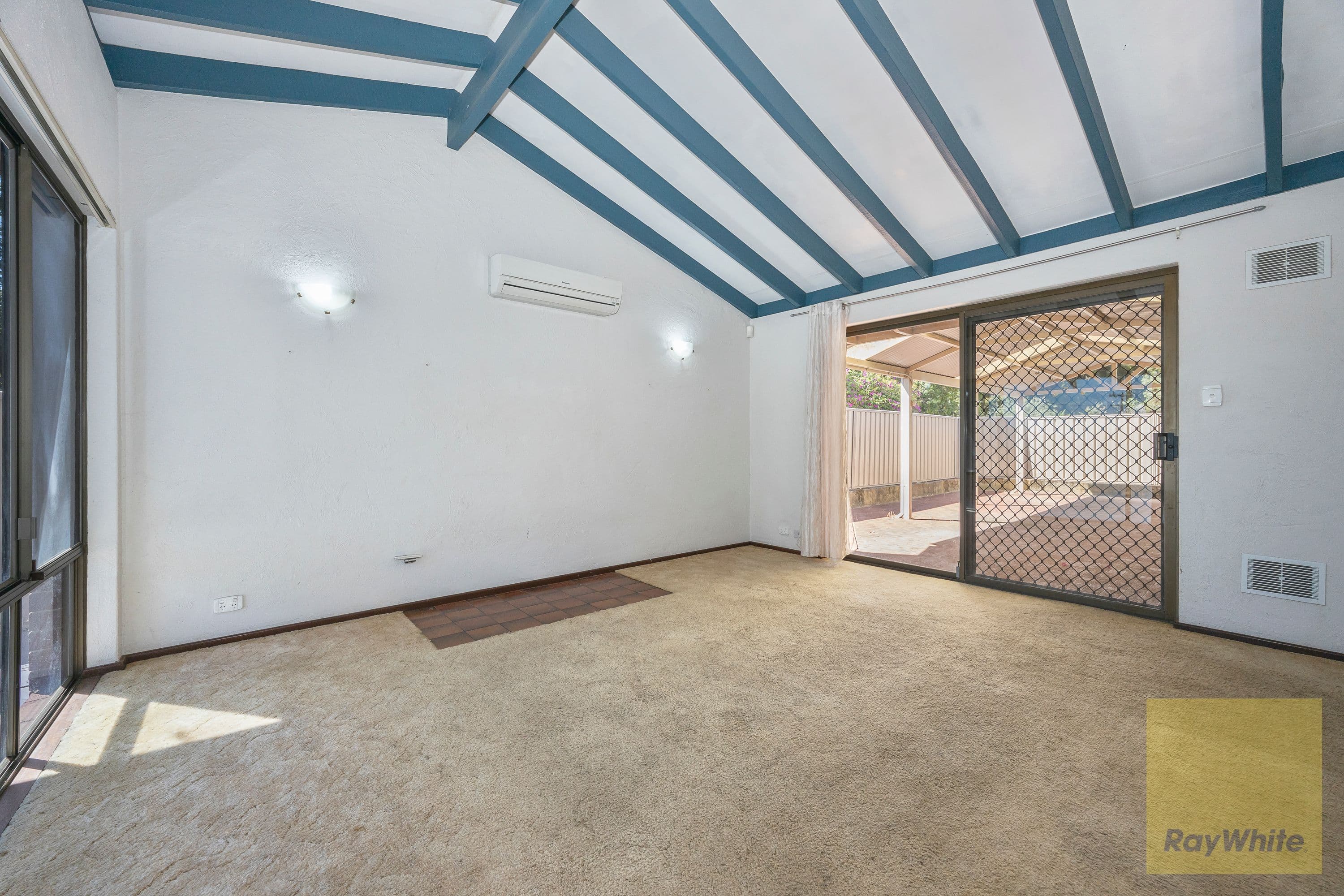 69 Moira Avenue, Forrestfield WA 6058, Forrestfield - Thumbnail 5