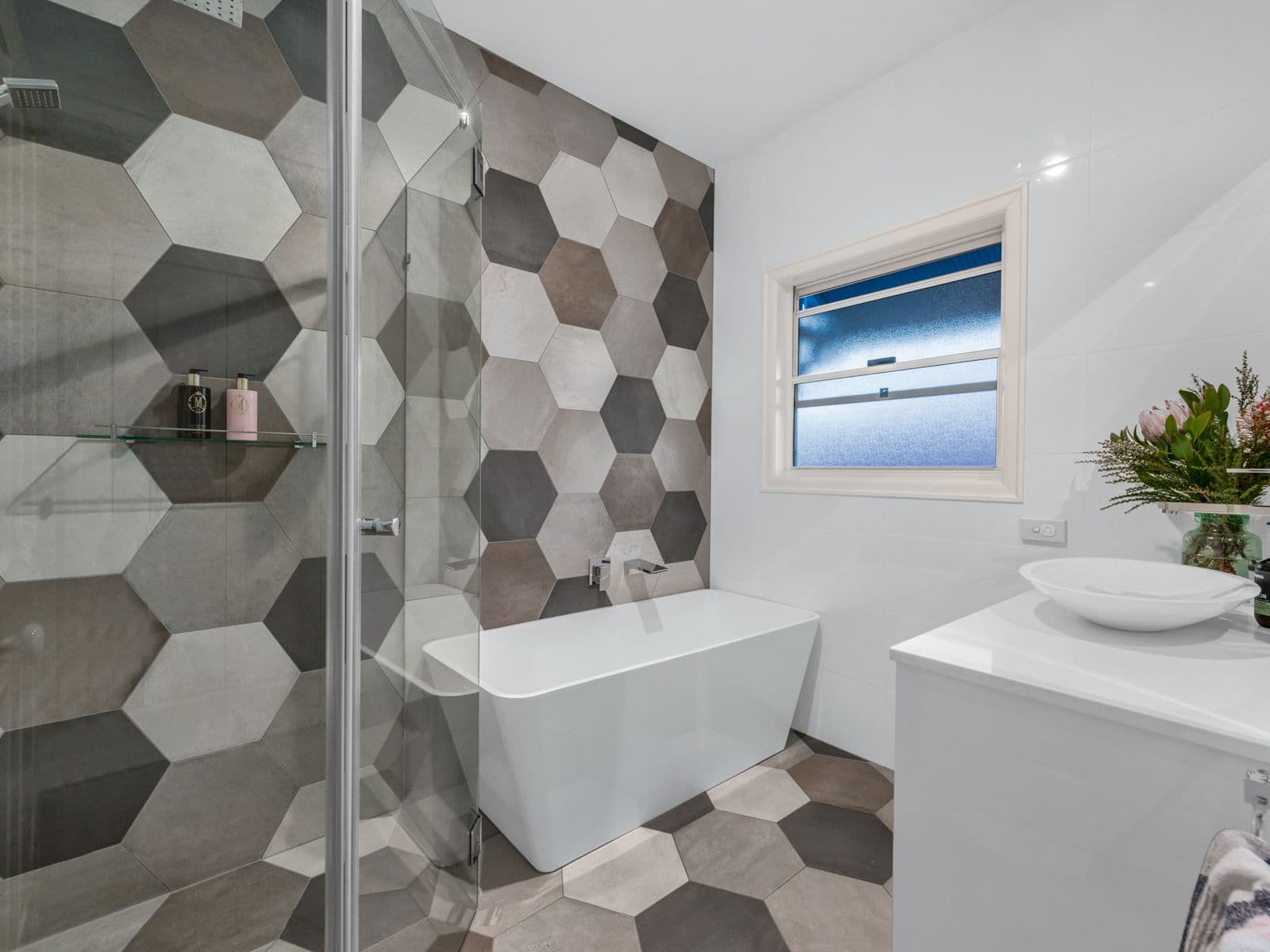 5 Esmonde Place, Coorparoo QLD 4151, Coorparoo - Thumbnail 8