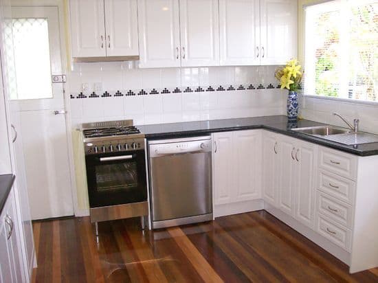 17 Arila Street, CRANBROOK QLD 4814, Cranbrook - Thumbnail 2