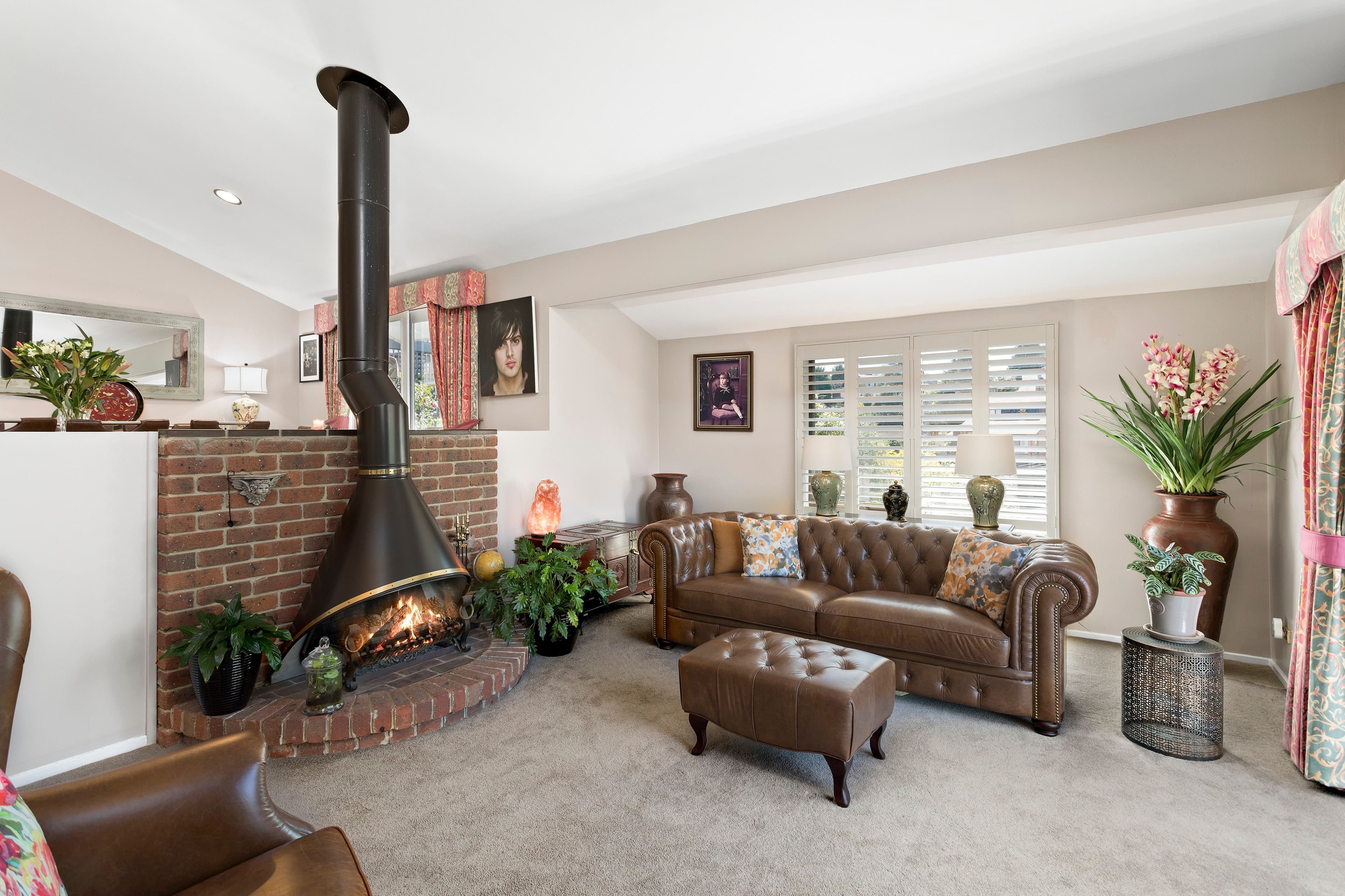 29 Larnoo Drive, Doncaster East VIC 3109, Doncaster East - Thumbnail 2