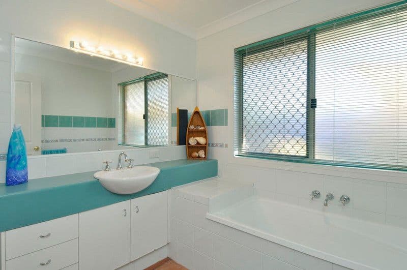 14 Holterman Court, MUDGEERABA QLD 4213, Mudgeeraba - Thumbnail 7
