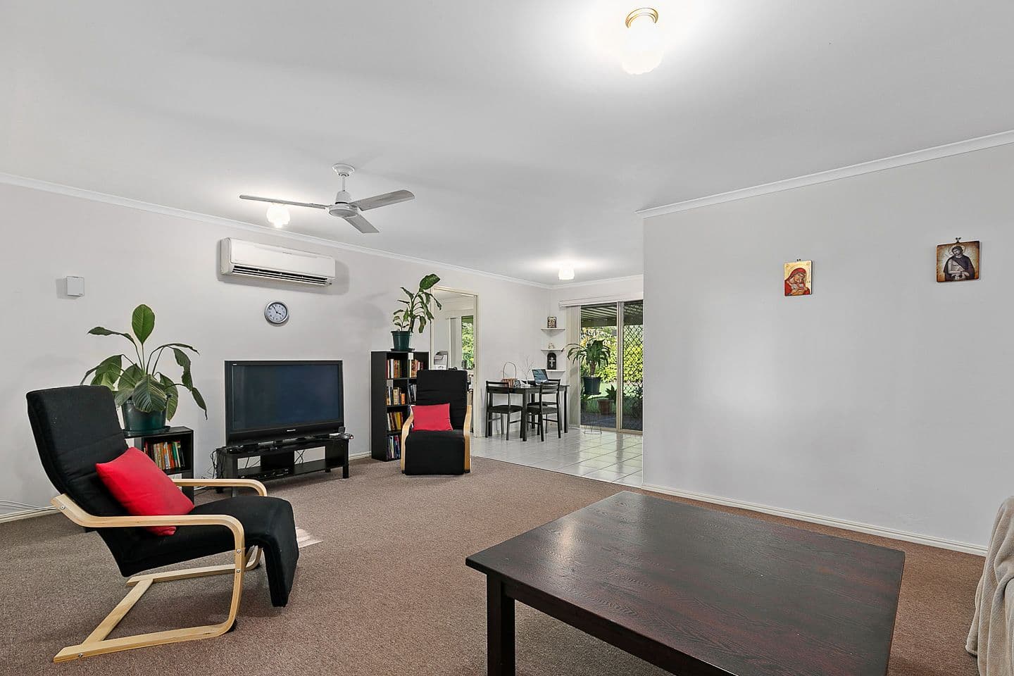 9 Figbird Close, Eli Waters QLD 4655, Eli Waters - Thumbnail 3