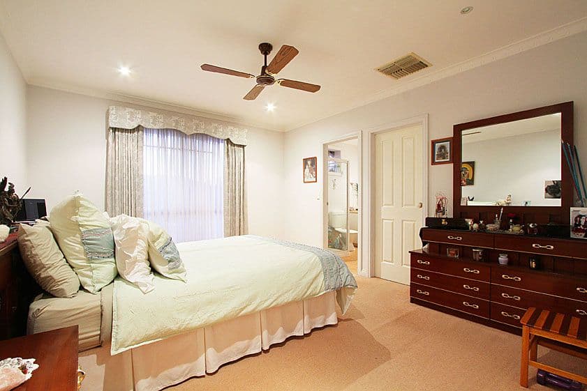 55 Allwyn Crescent, MILL PARK VIC 3082, Mill Park - Thumbnail 8