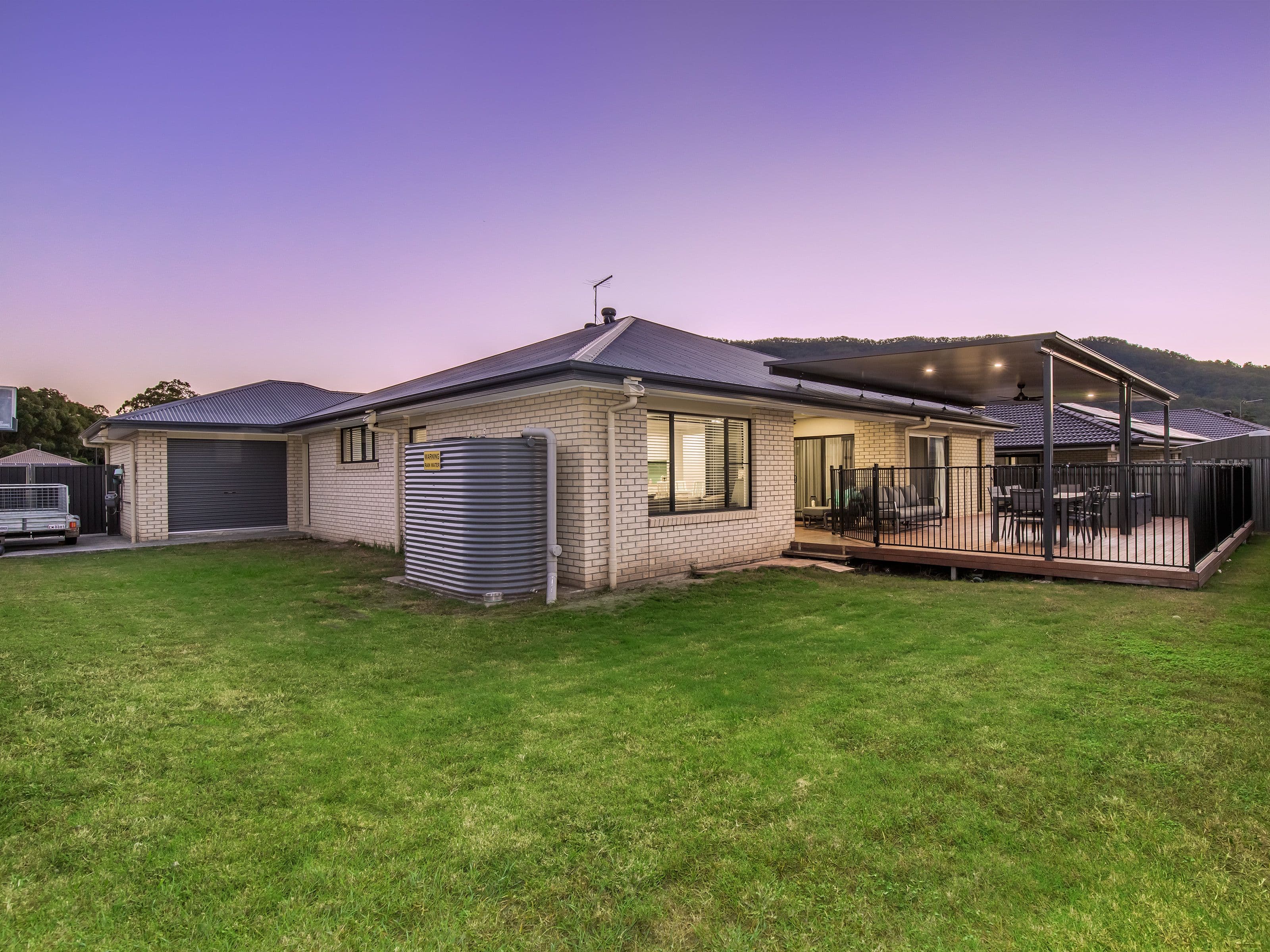 7 Lomond Street, South Ripley QLD 4306, South Ripley - Thumbnail 2