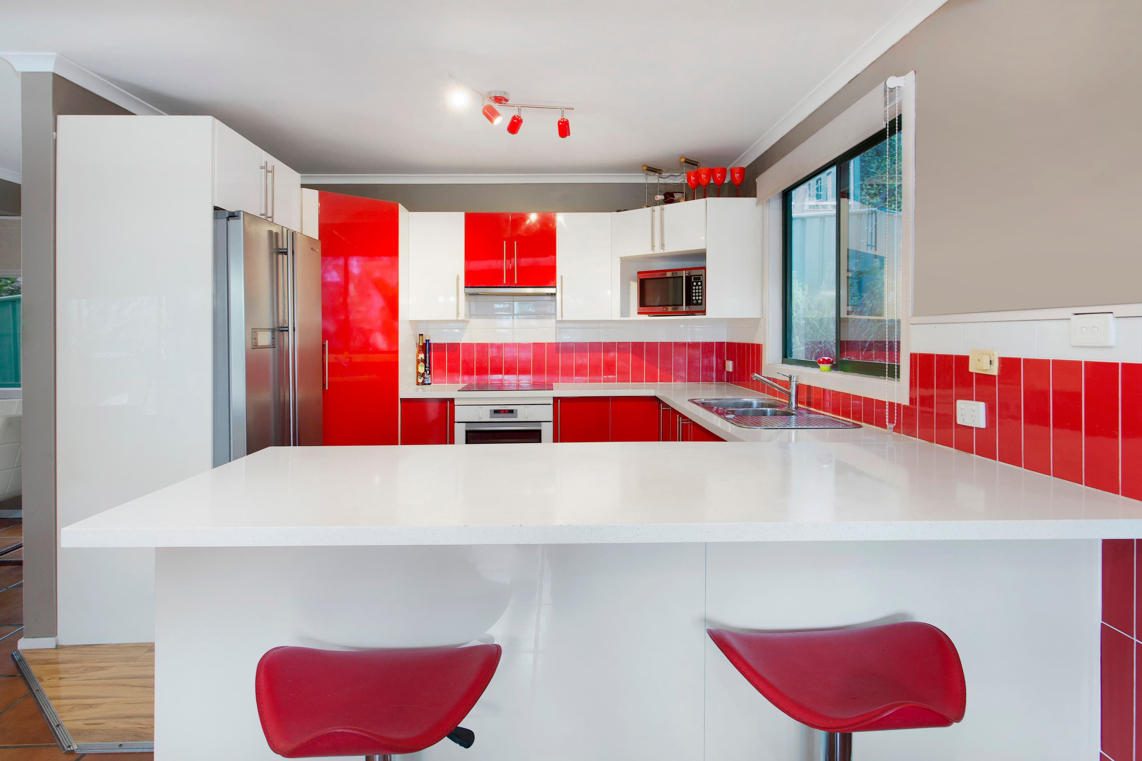 9 Michael Crescent, Kiama Downs - Thumbnail 3
