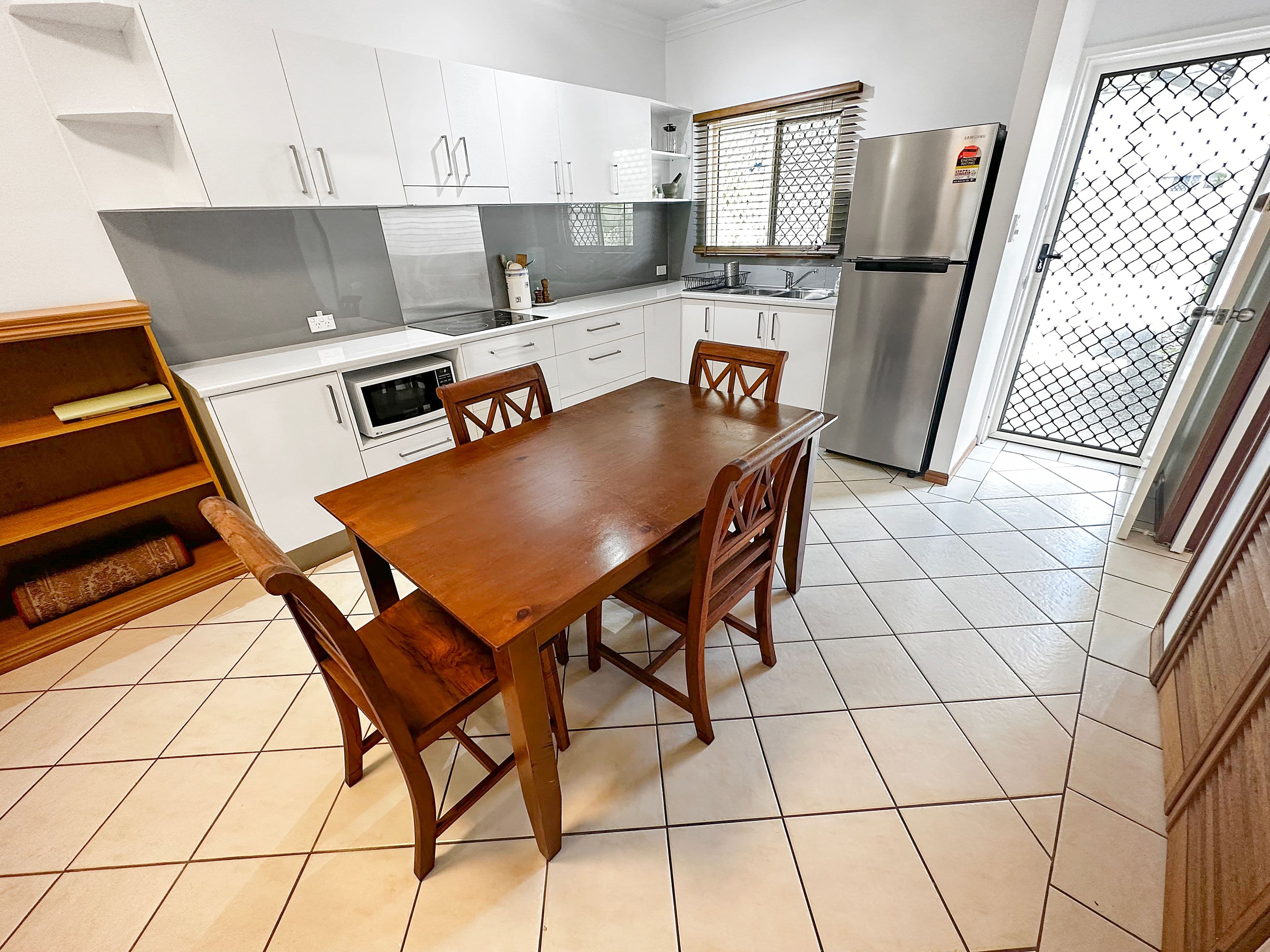 32 Oliva Street, Palm Cove QLD 4879, Palm Cove - Image 1