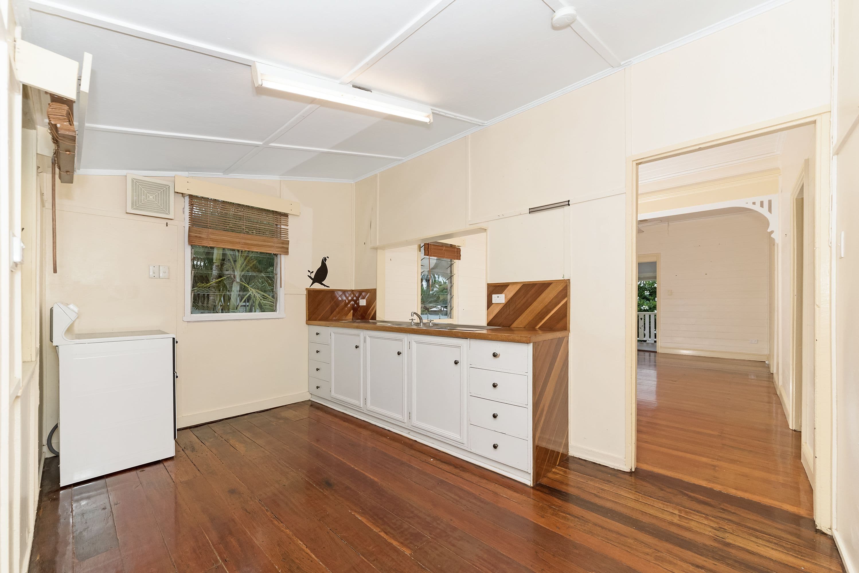 12 MacIntosh Street, Hermit Park QLD 4812, Hermit Park - Thumbnail 4