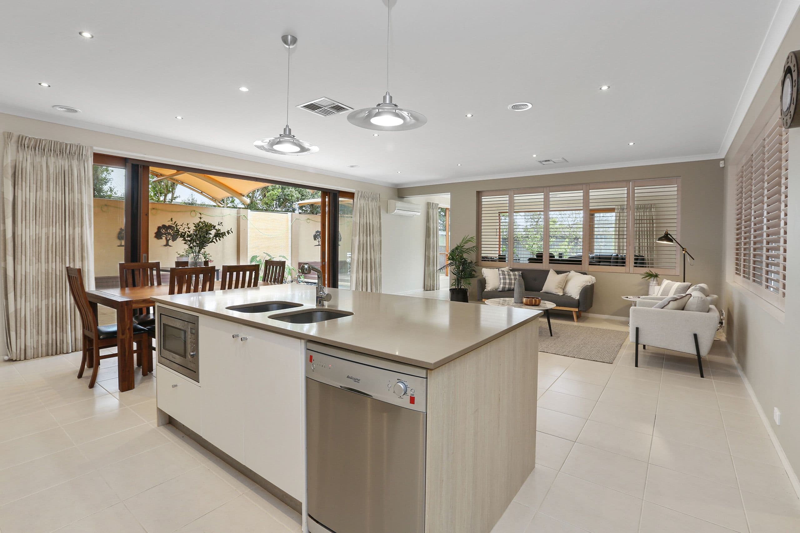 124 Eastlakes Boulevard, Lara VIC 3212, Lara - Thumbnail 6
