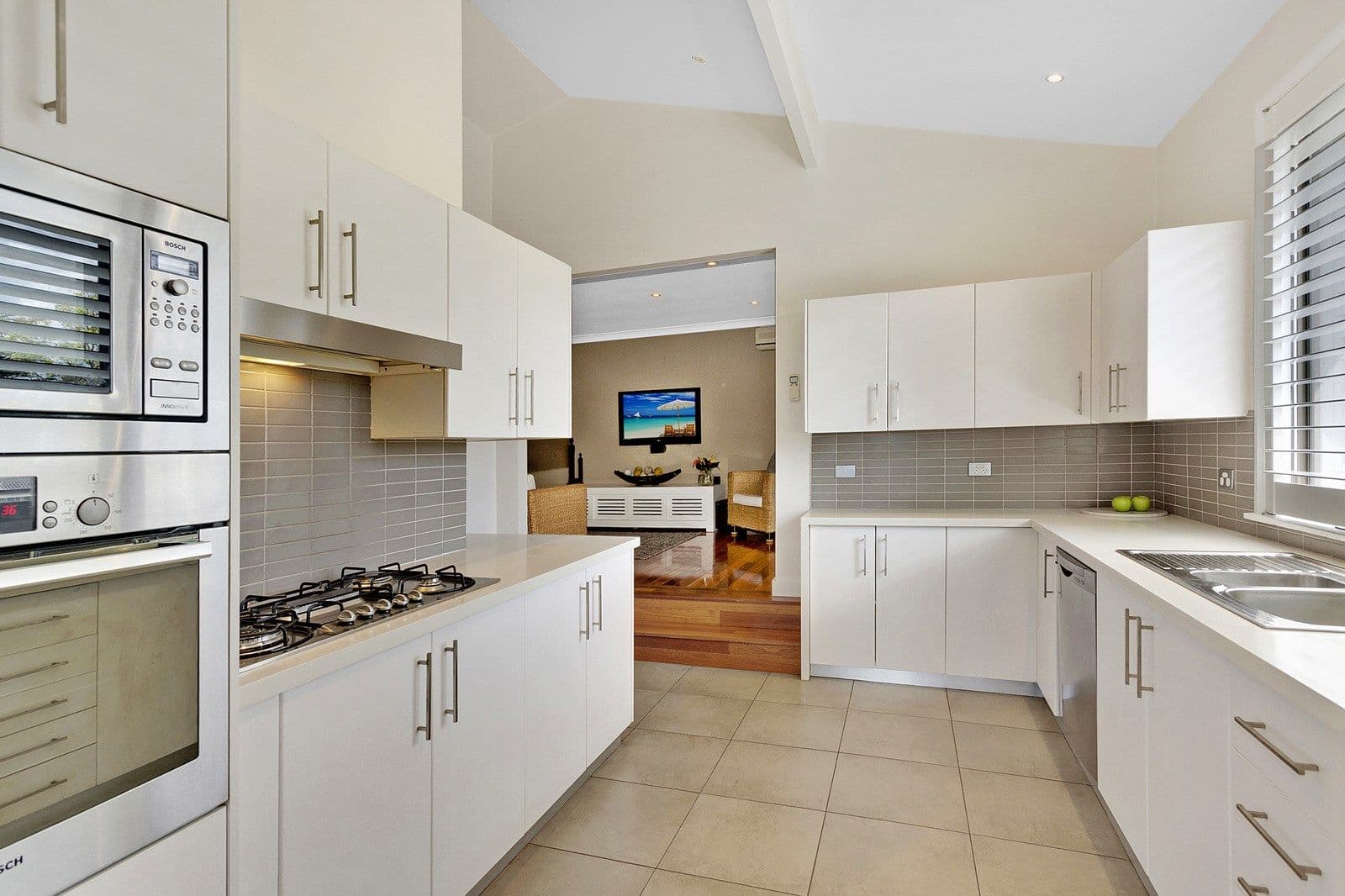 10 Lara Place, Frenchs Forest - Thumbnail 3