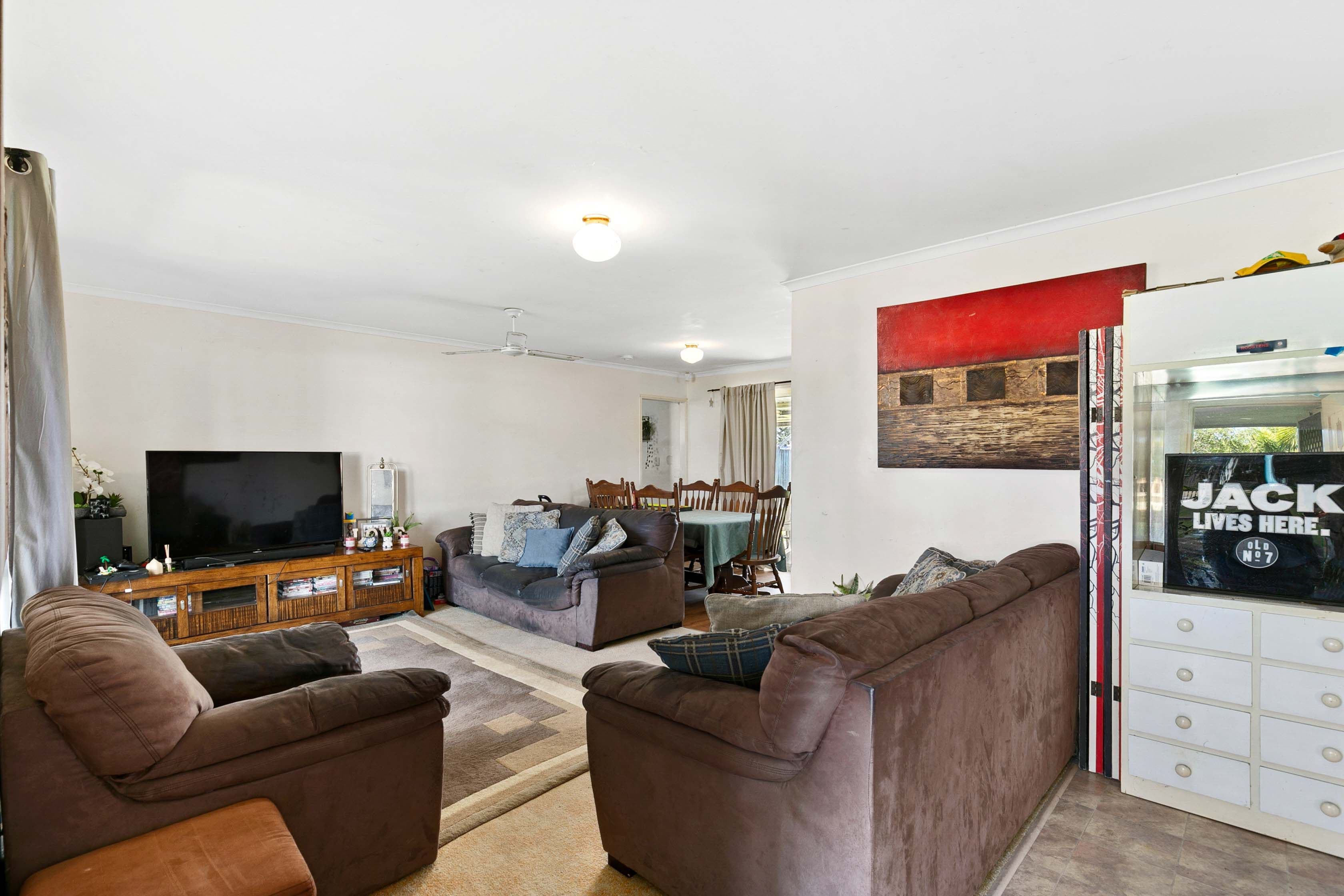 26 Cedar Crescent, Kawungan QLD 4655, Kawungan - Thumbnail 3