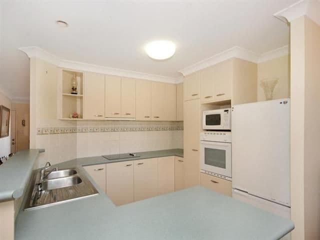 23 Lendrum Street, NEWTOWN QLD 4350, Newtown - Thumbnail 4