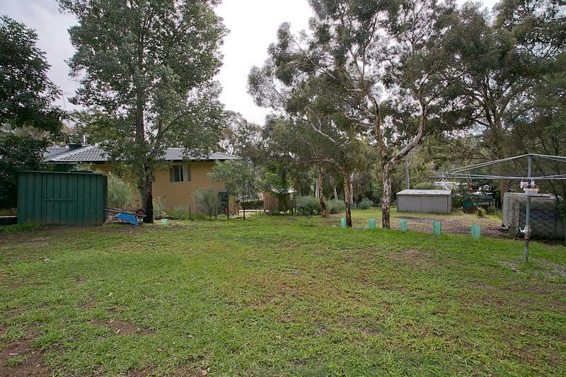 17 Lobelia Drive, DARLINGTON WA 6070, Darlington - Thumbnail 2
