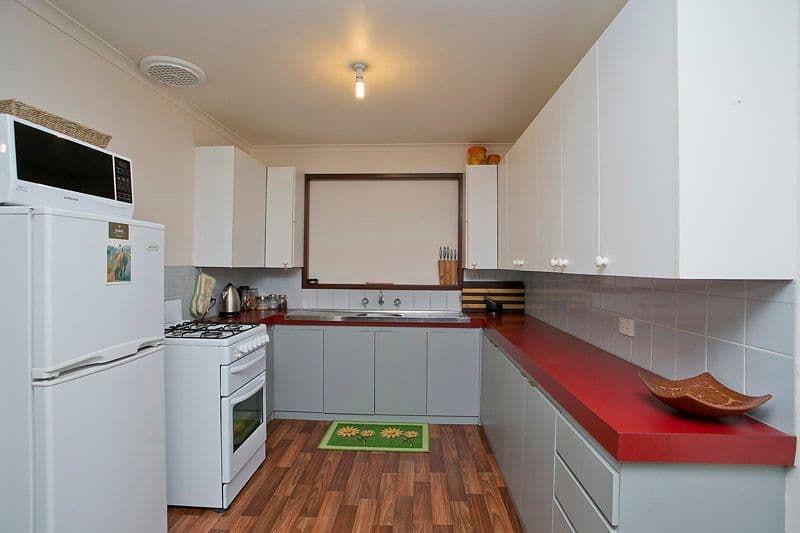 17 Lobelia Drive, DARLINGTON WA 6070, Darlington - Thumbnail 3