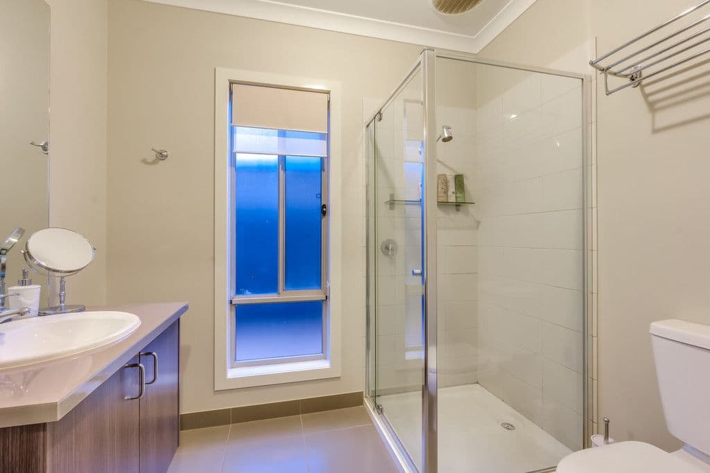 53 Claire Way, Tarneit VIC 3029, Tarneit - Thumbnail 5