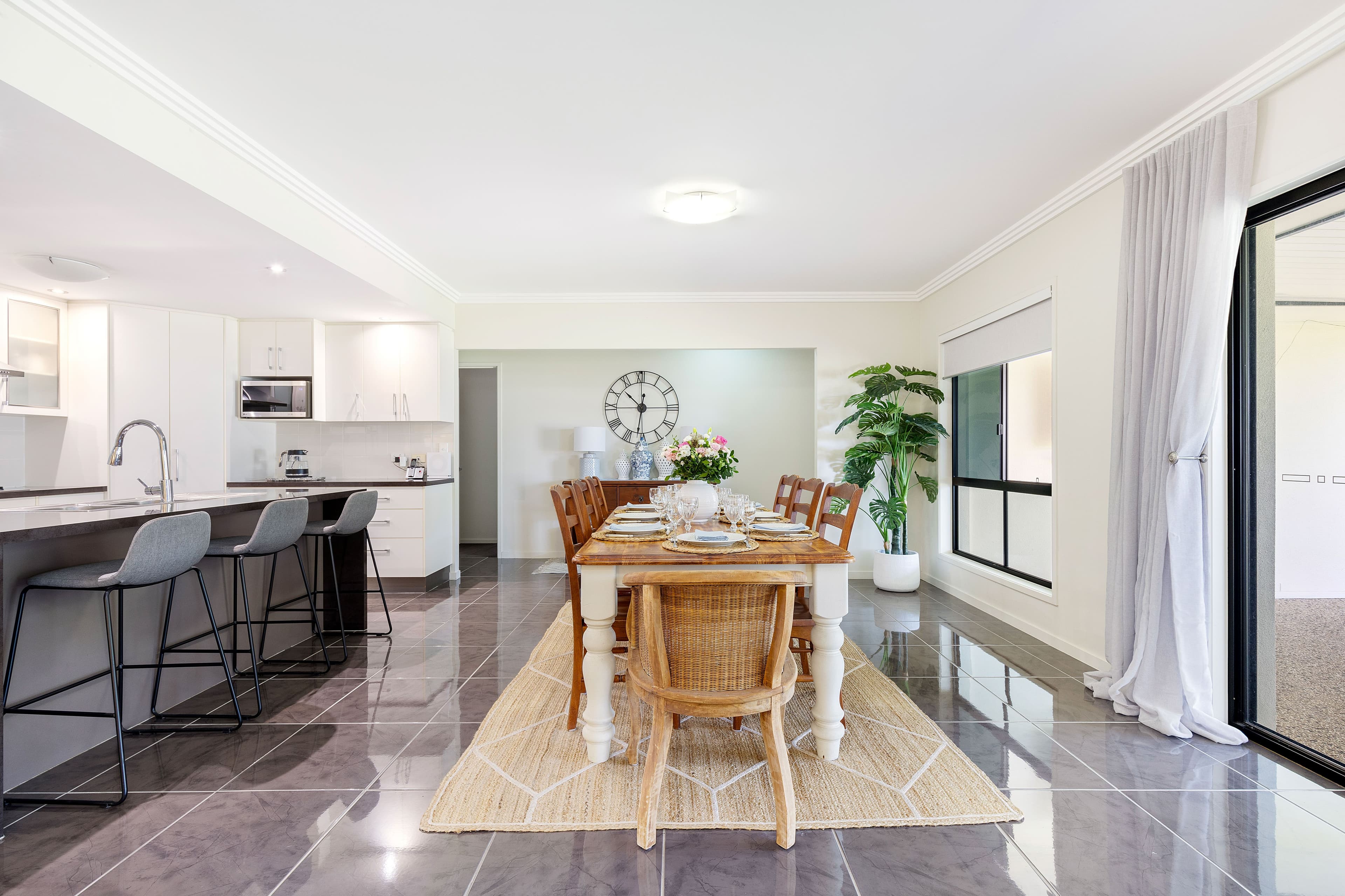 14 Wright Street, Emerald QLD 4720, Emerald - Thumbnail 8