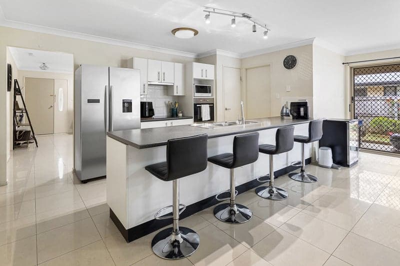 4 Ponting Place, Bracken Ridge - Thumbnail 3