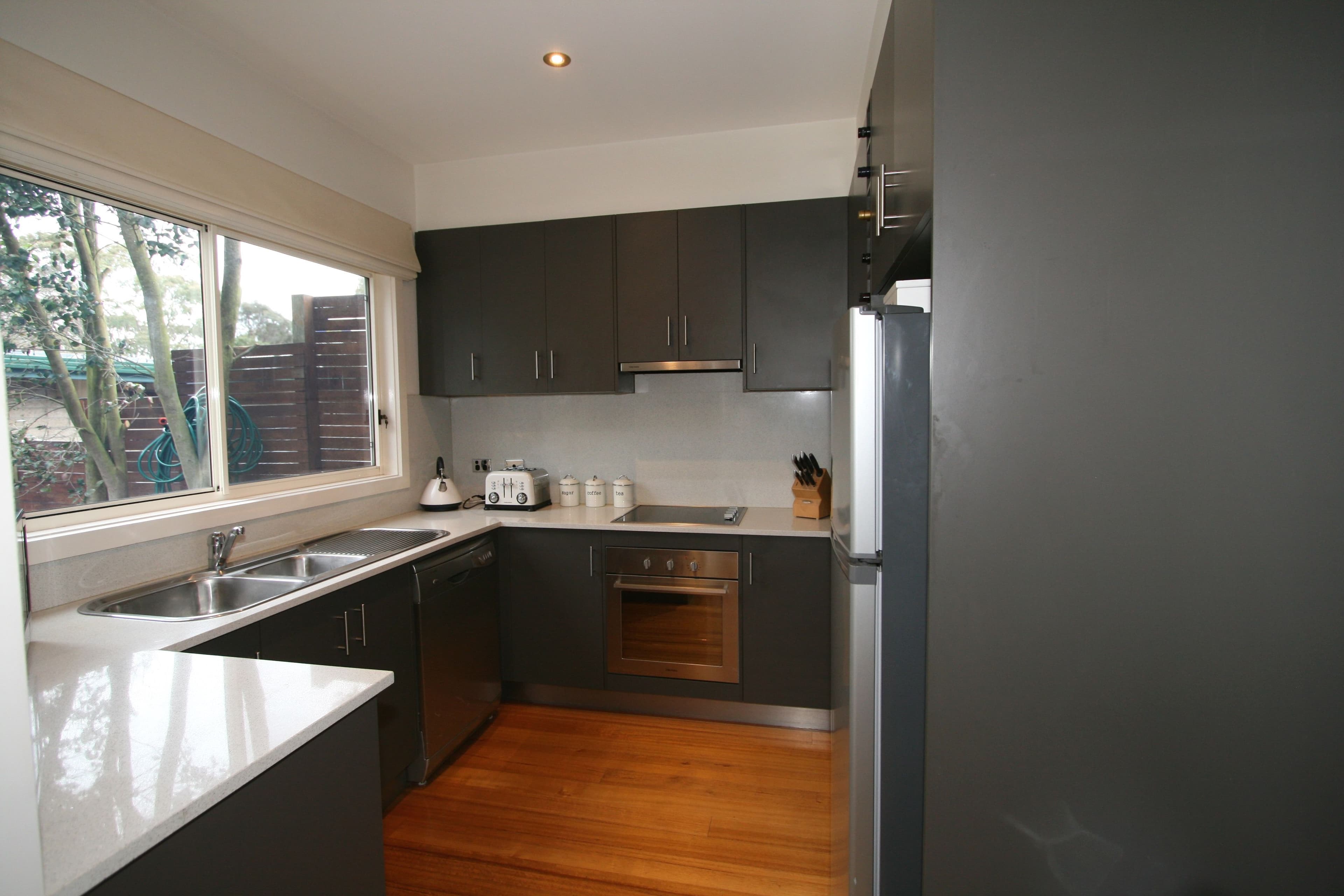 12 Grandview Grove, Cowes VIC 3922, Cowes - Thumbnail 3