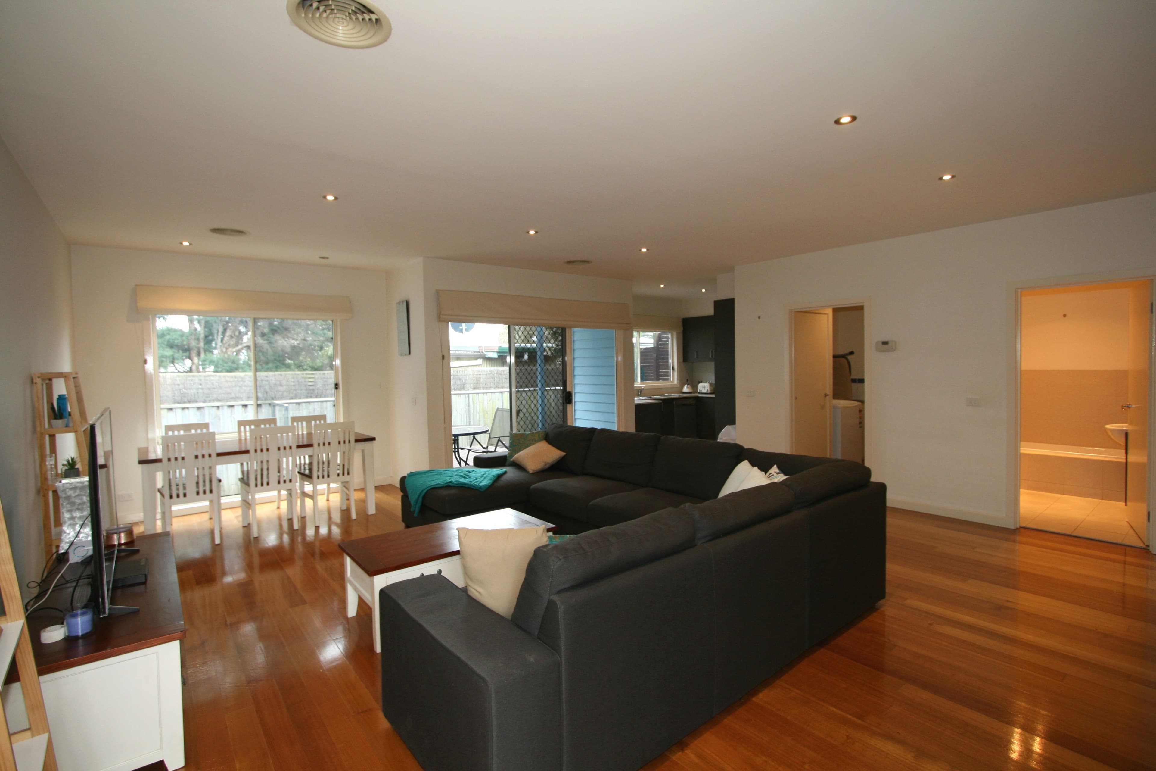 12 Grandview Grove, Cowes VIC 3922, Cowes - Thumbnail 8