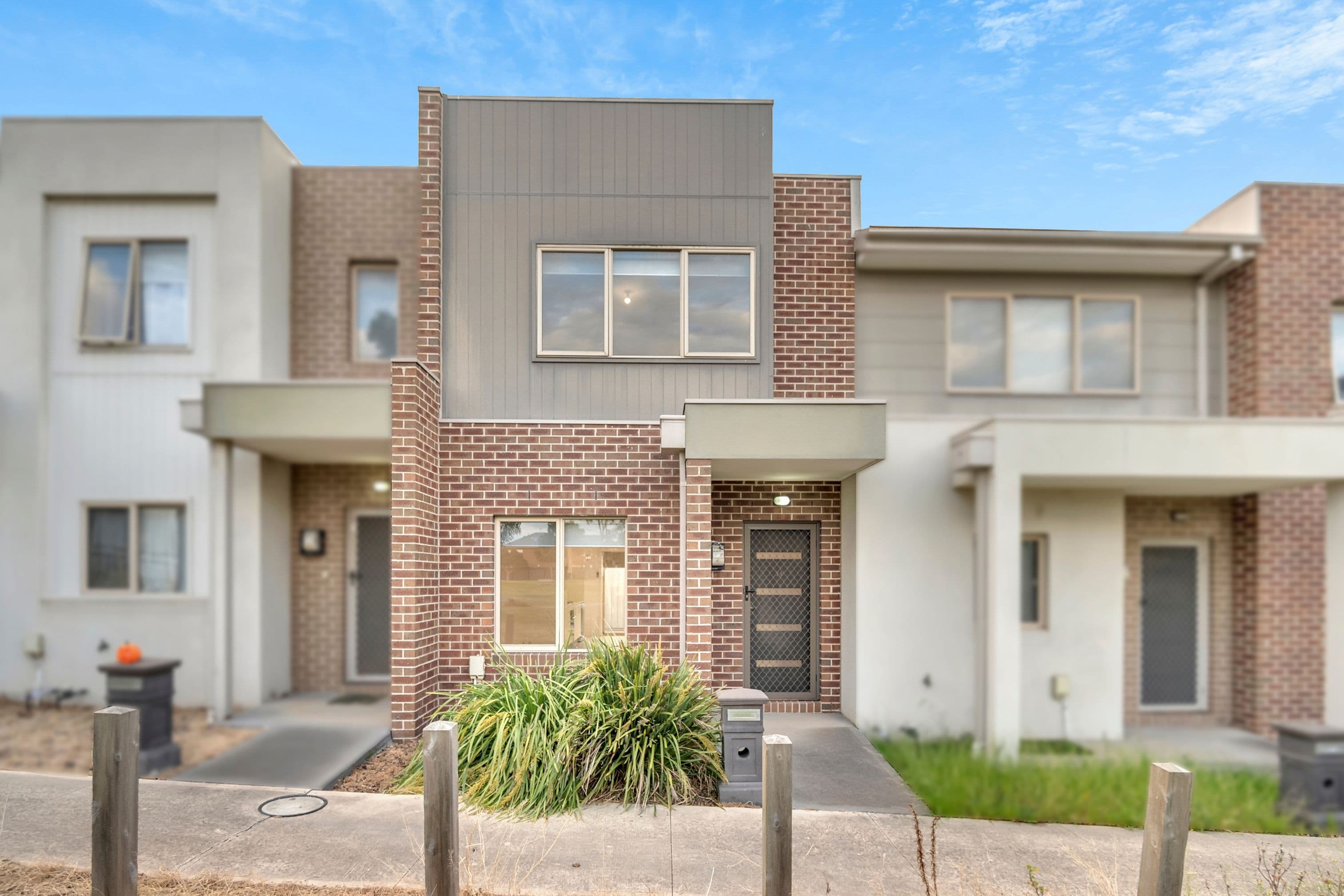 14 Ivy Place, Craigieburn VIC 3064, Craigieburn - Image 1
