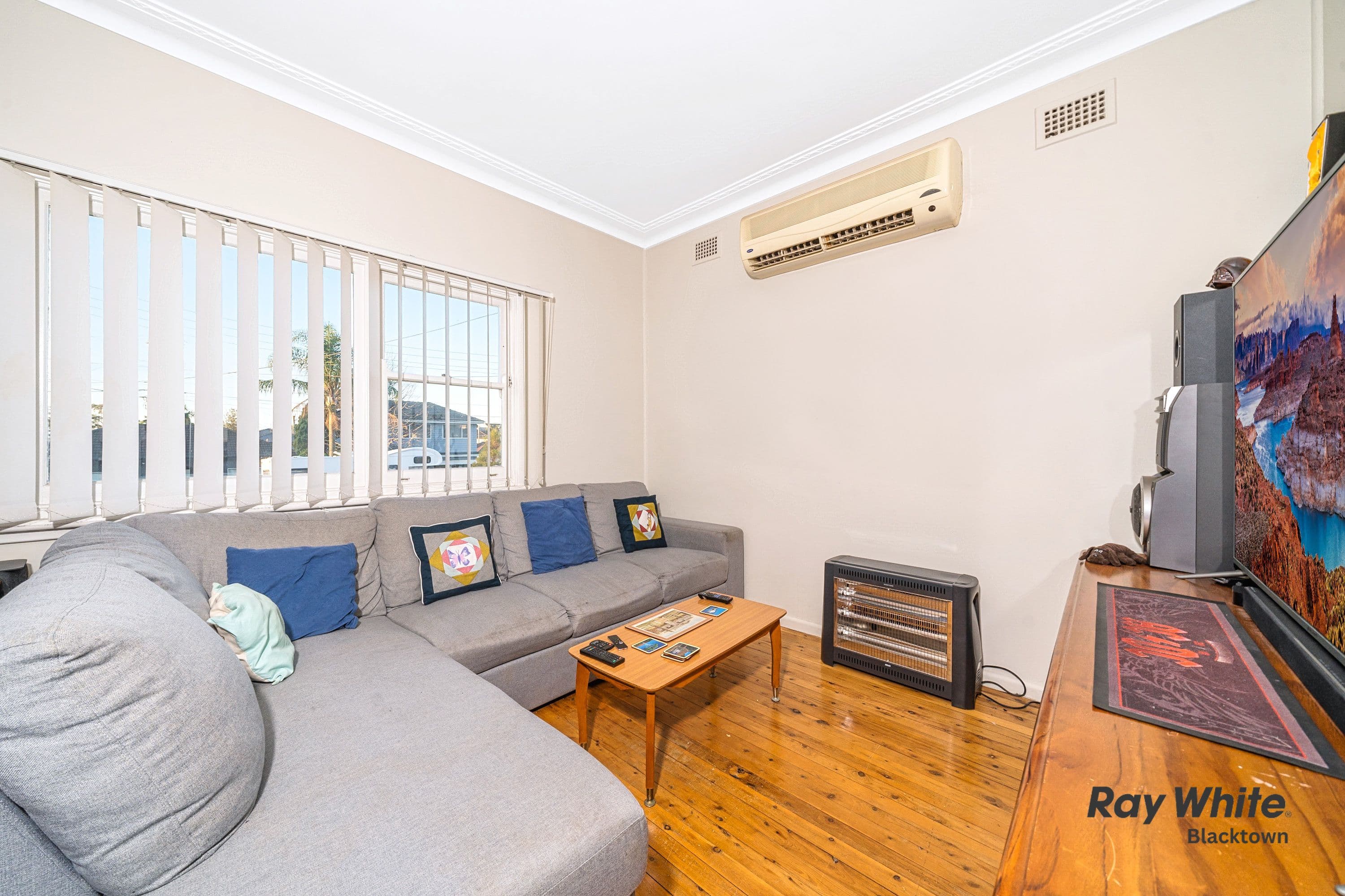 38 Hilltop Avenue, Blacktown NSW 2148, Blacktown - Thumbnail 3