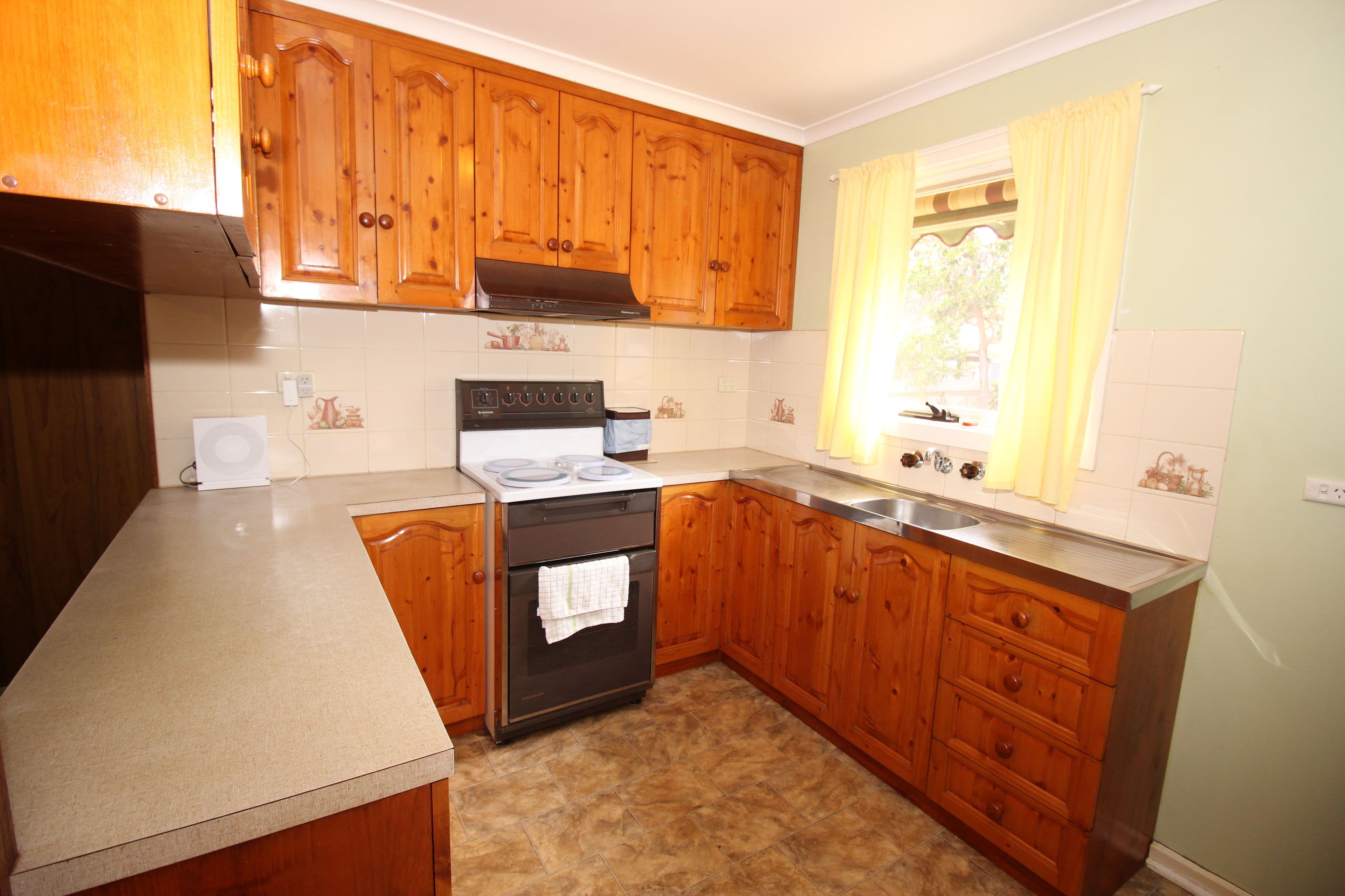 4 Don Elliott Drive, Waikerie SA 5330, Waikerie - Thumbnail 2