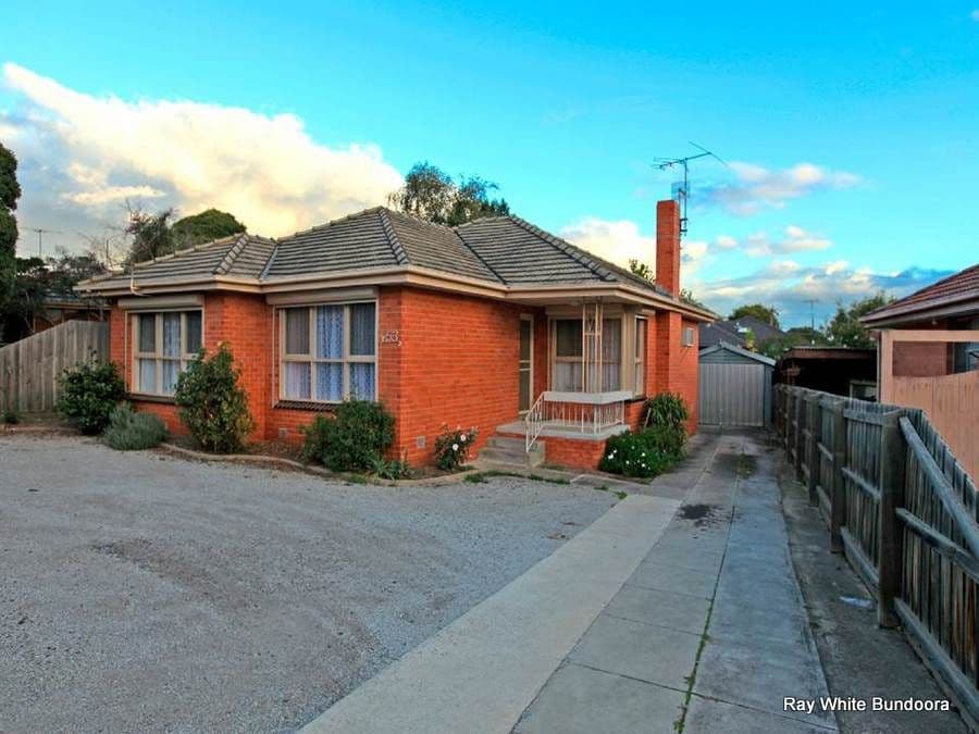 53 Dunne Street, Kingsbury VIC 3083, Kingsbury - Image 1