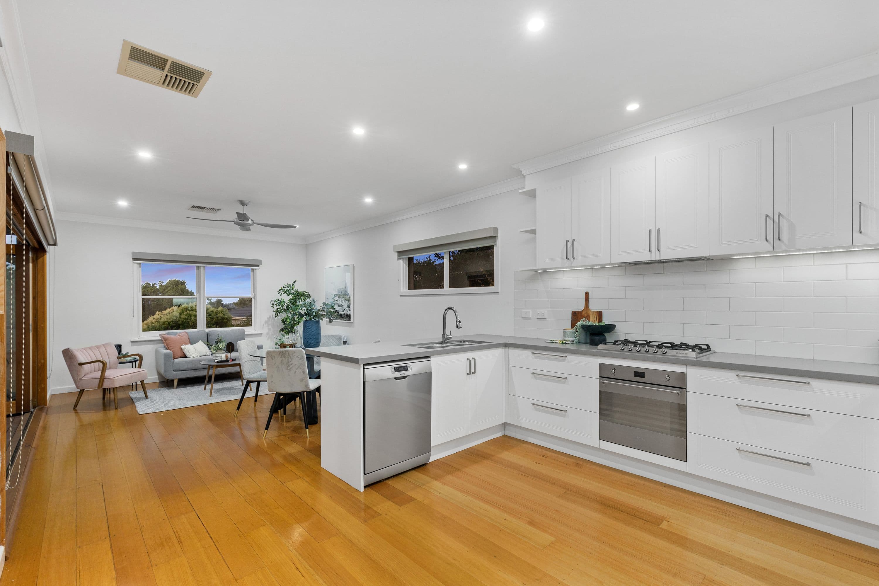 31 Harrison Street, Mitcham VIC 3132, Mitcham - Thumbnail 3