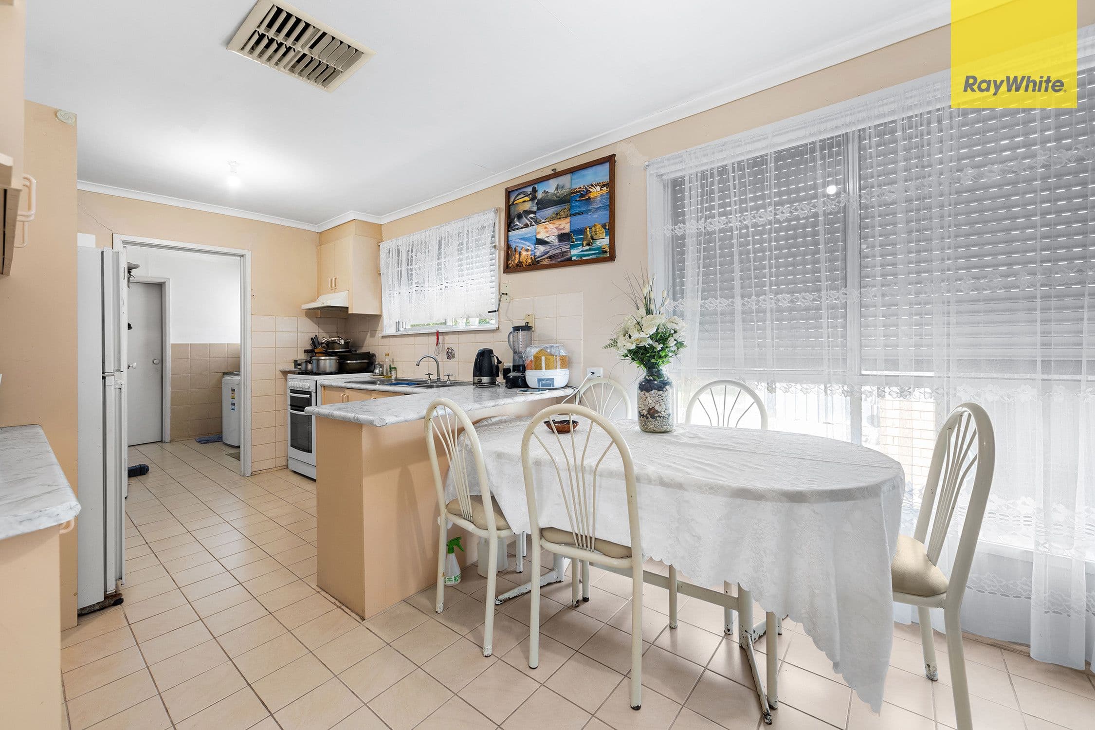 24 Sandra Street, Kings Park VIC 3021, Kings Park - Thumbnail 4