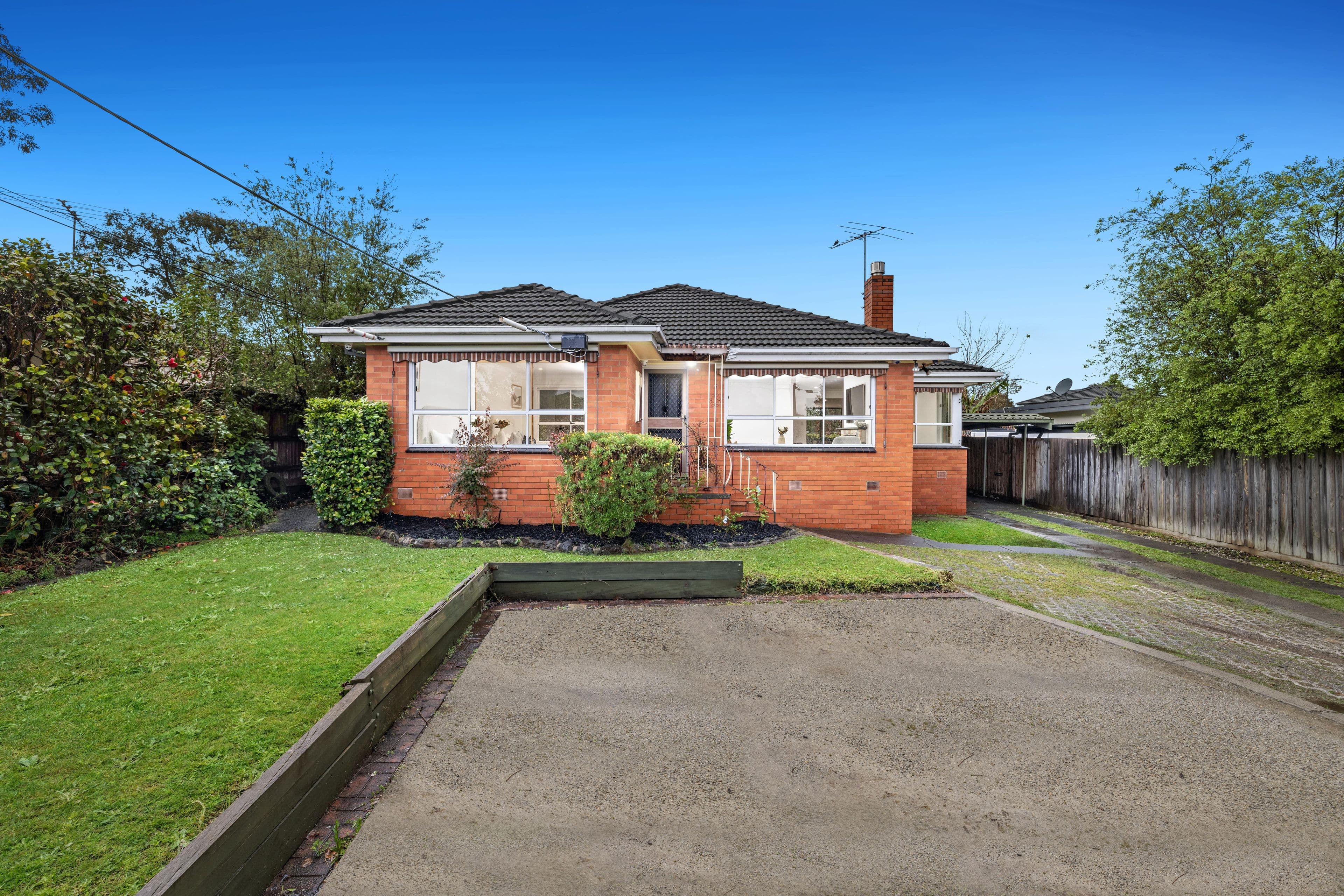425 Scoresby Road, Ferntree Gully VIC 3156, Ferntree Gully - Thumbnail 2