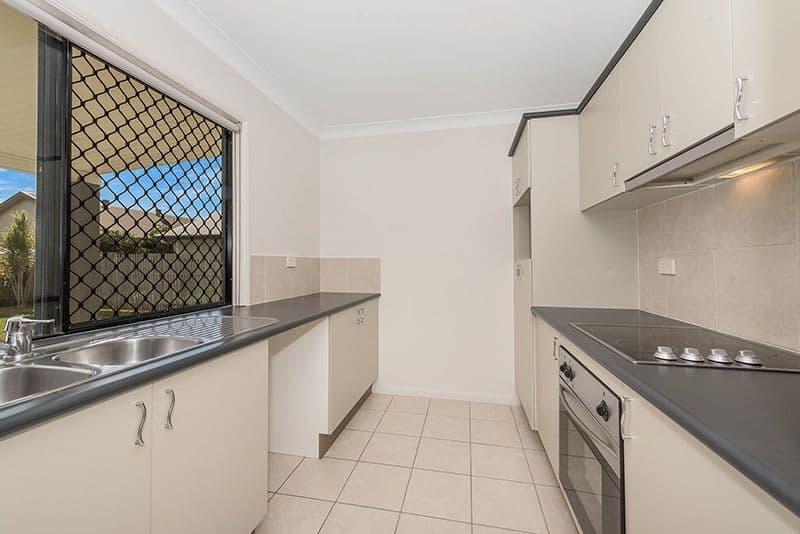 4 Spencer Avenue, Kirwan QLD 4817, Kirwan - Thumbnail 4