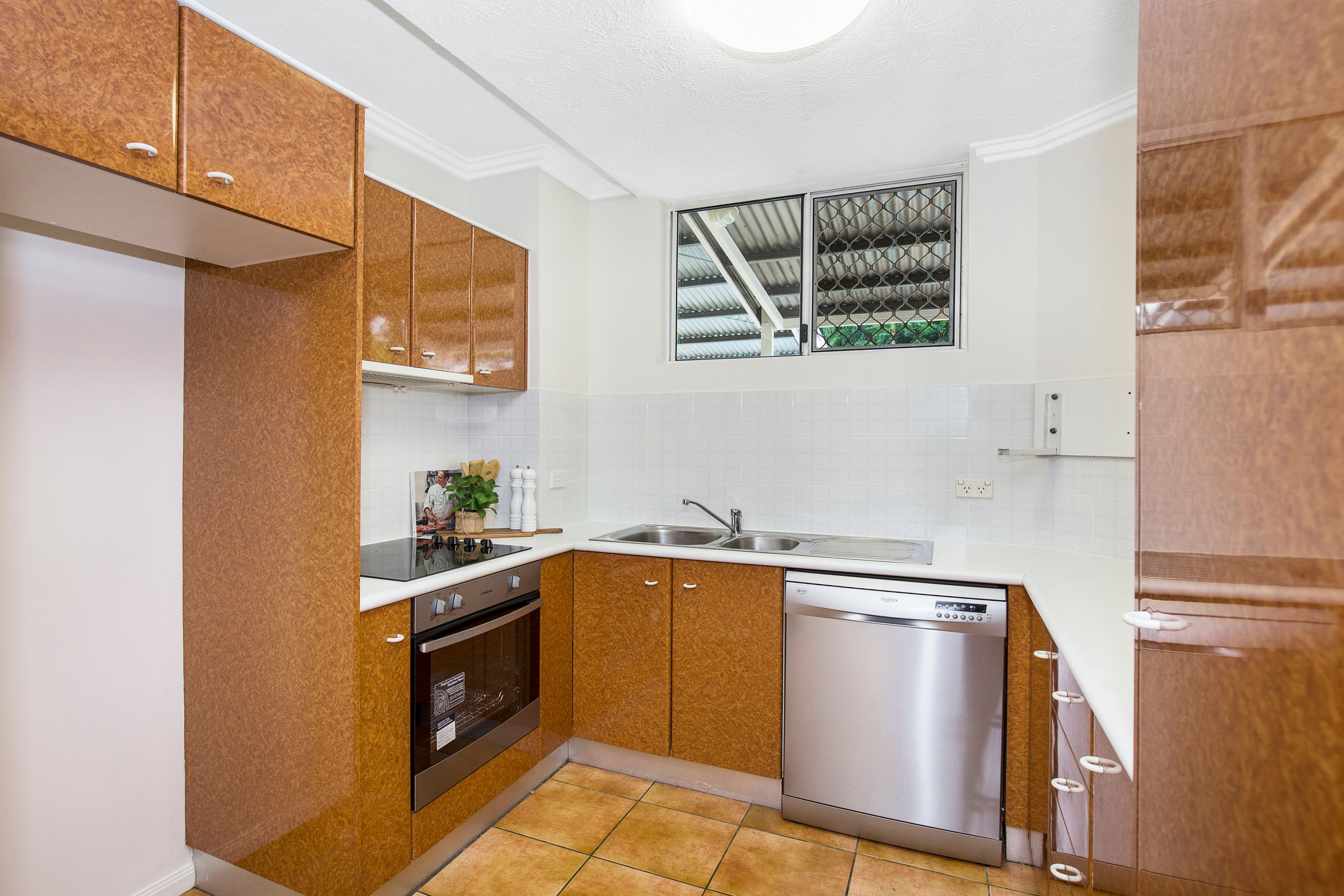 16 Patrick Lane, Toowong QLD 4066, Toowong - Thumbnail 4
