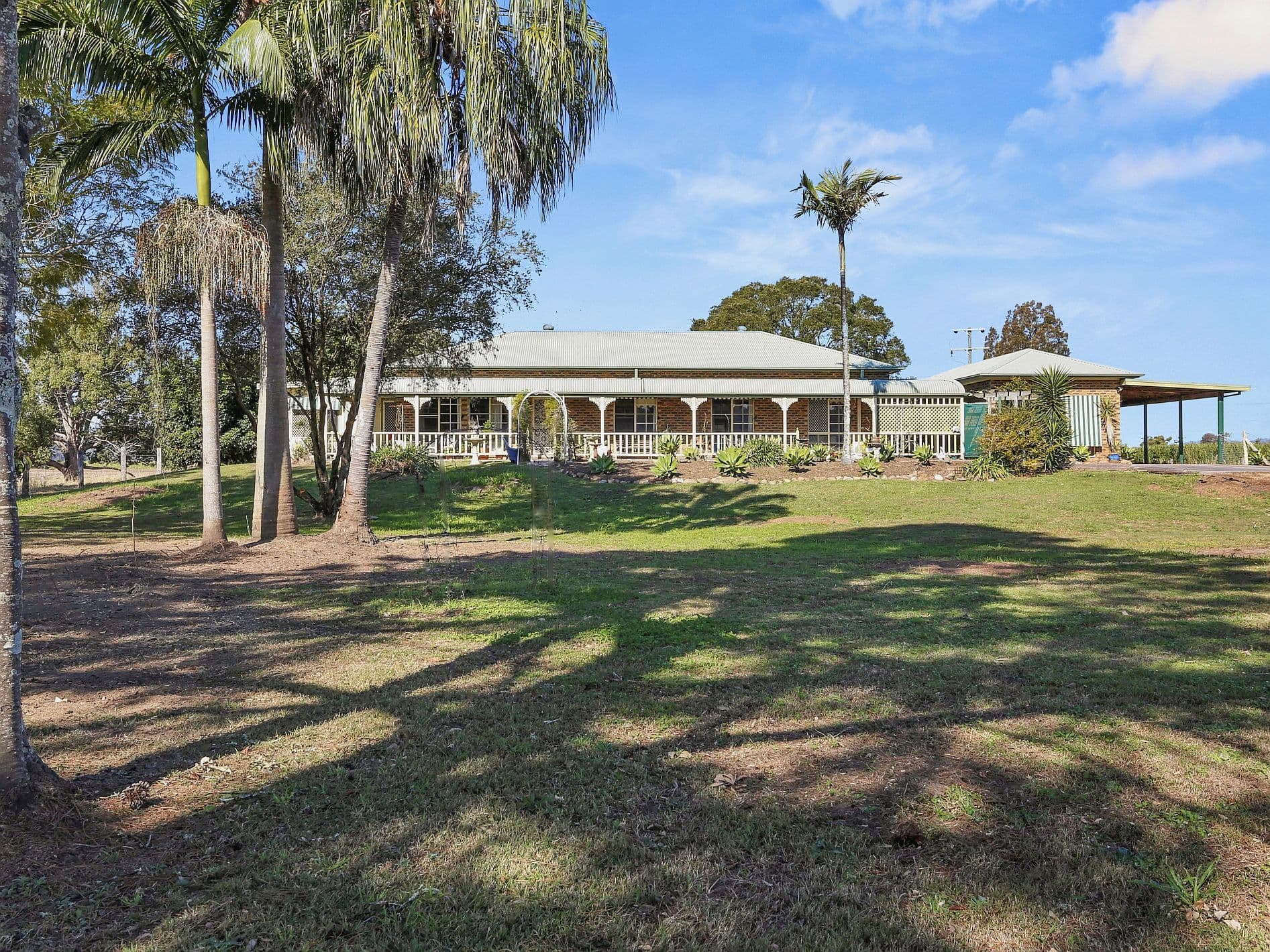9 Michel Road, Scarborough, Scarborough - Thumbnail 2