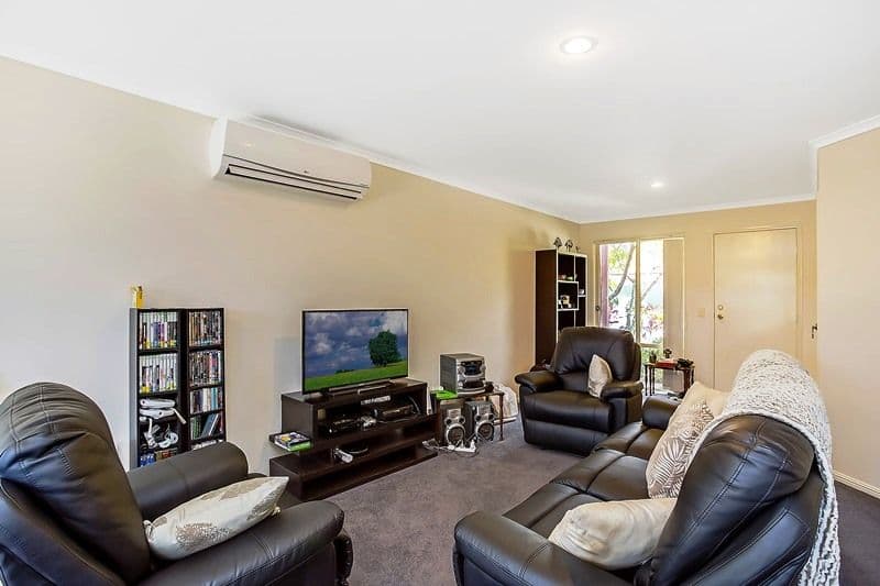 643 Pine Ridge Road, Biggera Waters QLD 4216, Biggera Waters - Thumbnail 4
