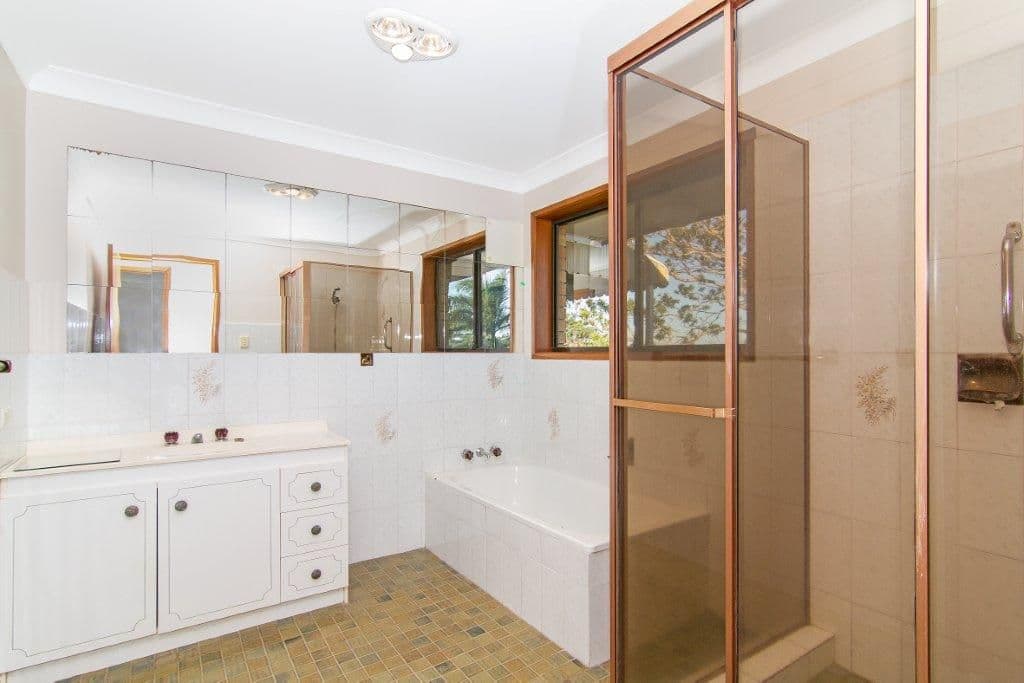 12 Martinelli Avenue, BANORA POINT NSW 2486, Banora Point - Thumbnail 7