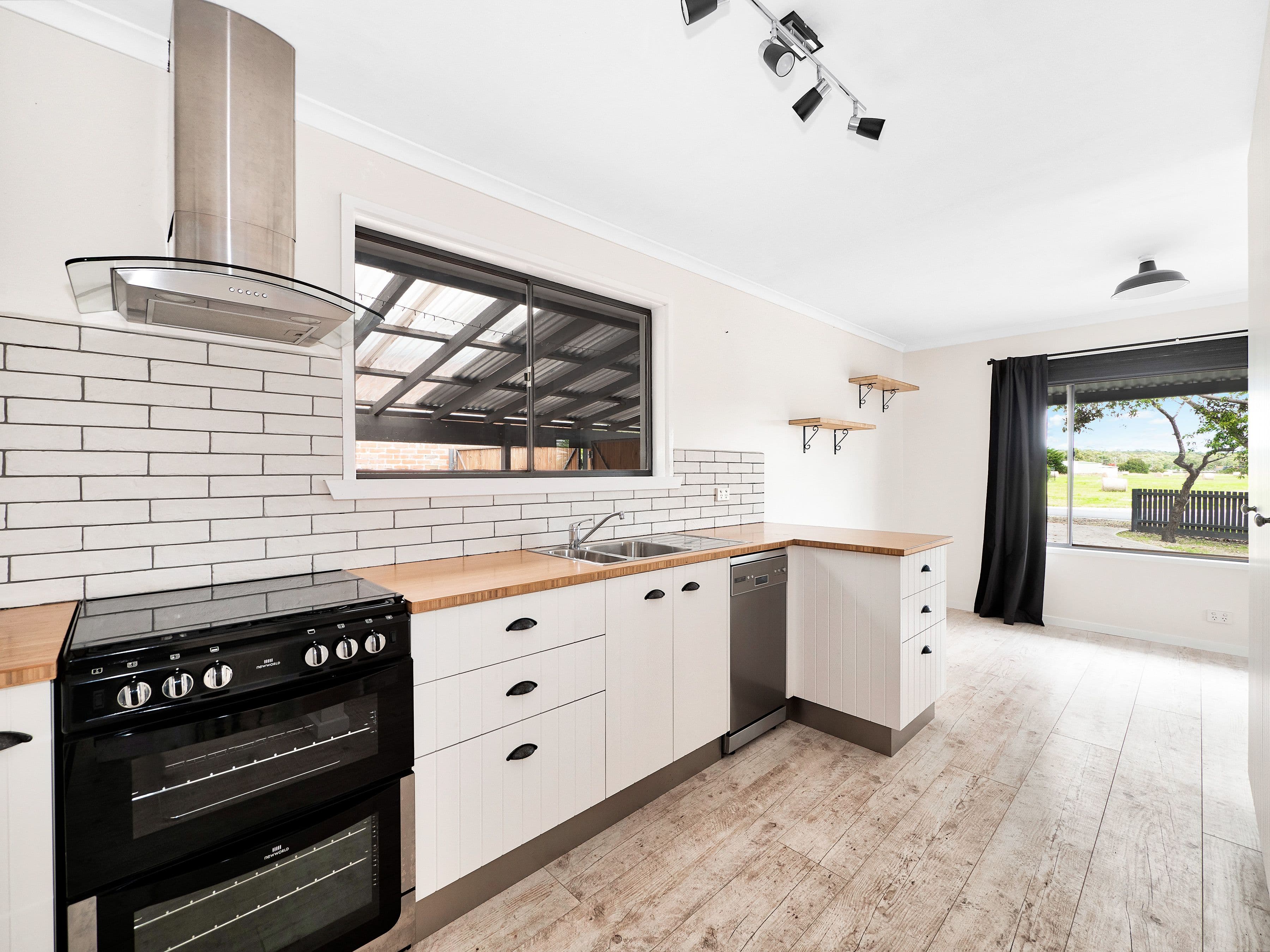 13 Pier Road, Grantville VIC 3984, Grantville - Thumbnail 2