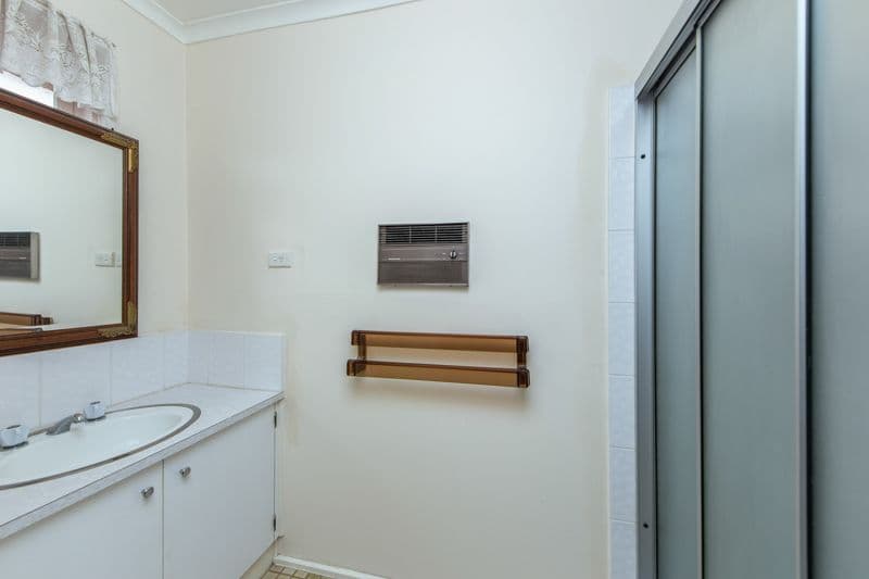 41 O'Neills Road, Melton VIC 3337, Melton - Thumbnail 7
