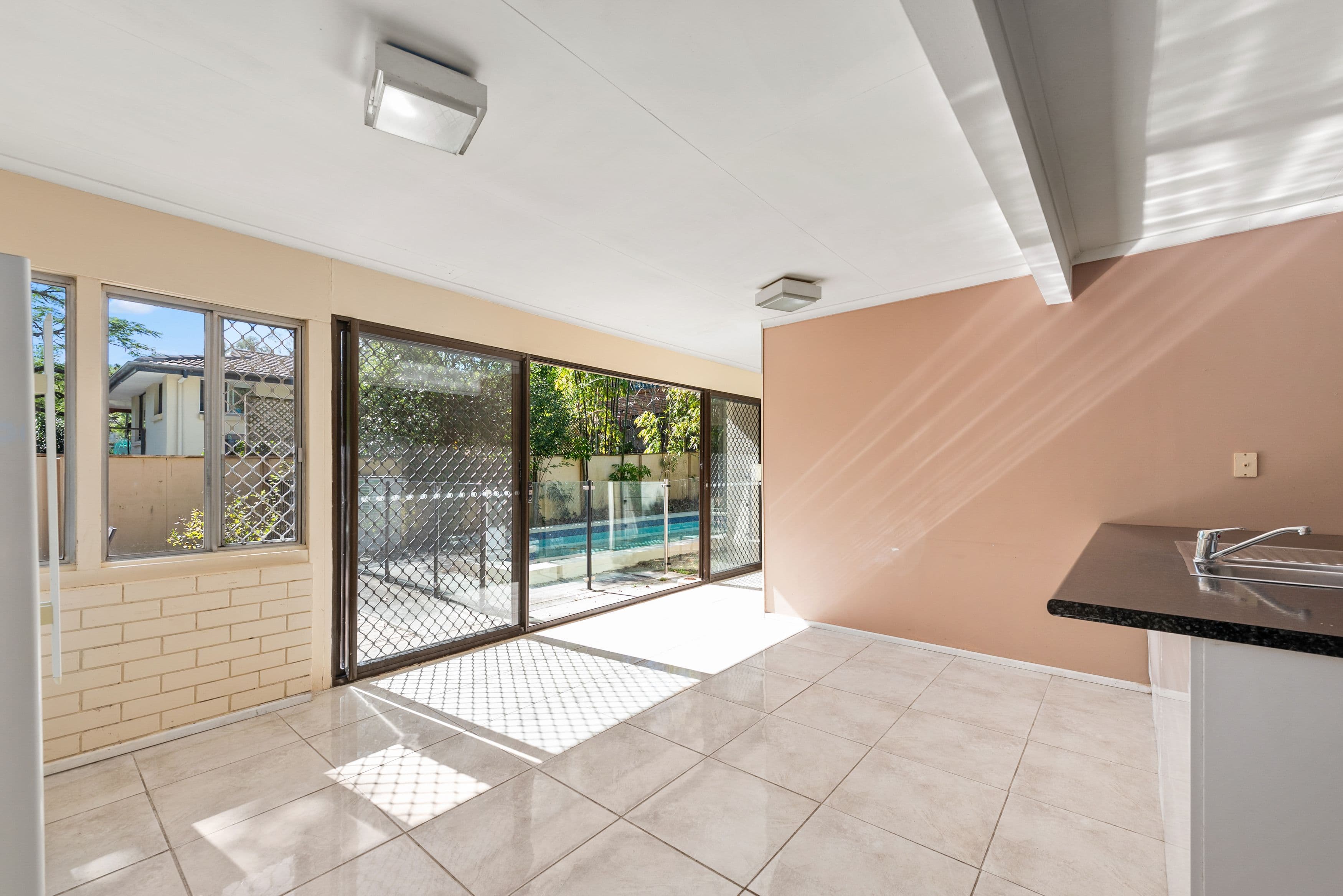 96 Market Street South, Indooroopilly QLD 4068, Indooroopilly - Thumbnail 2