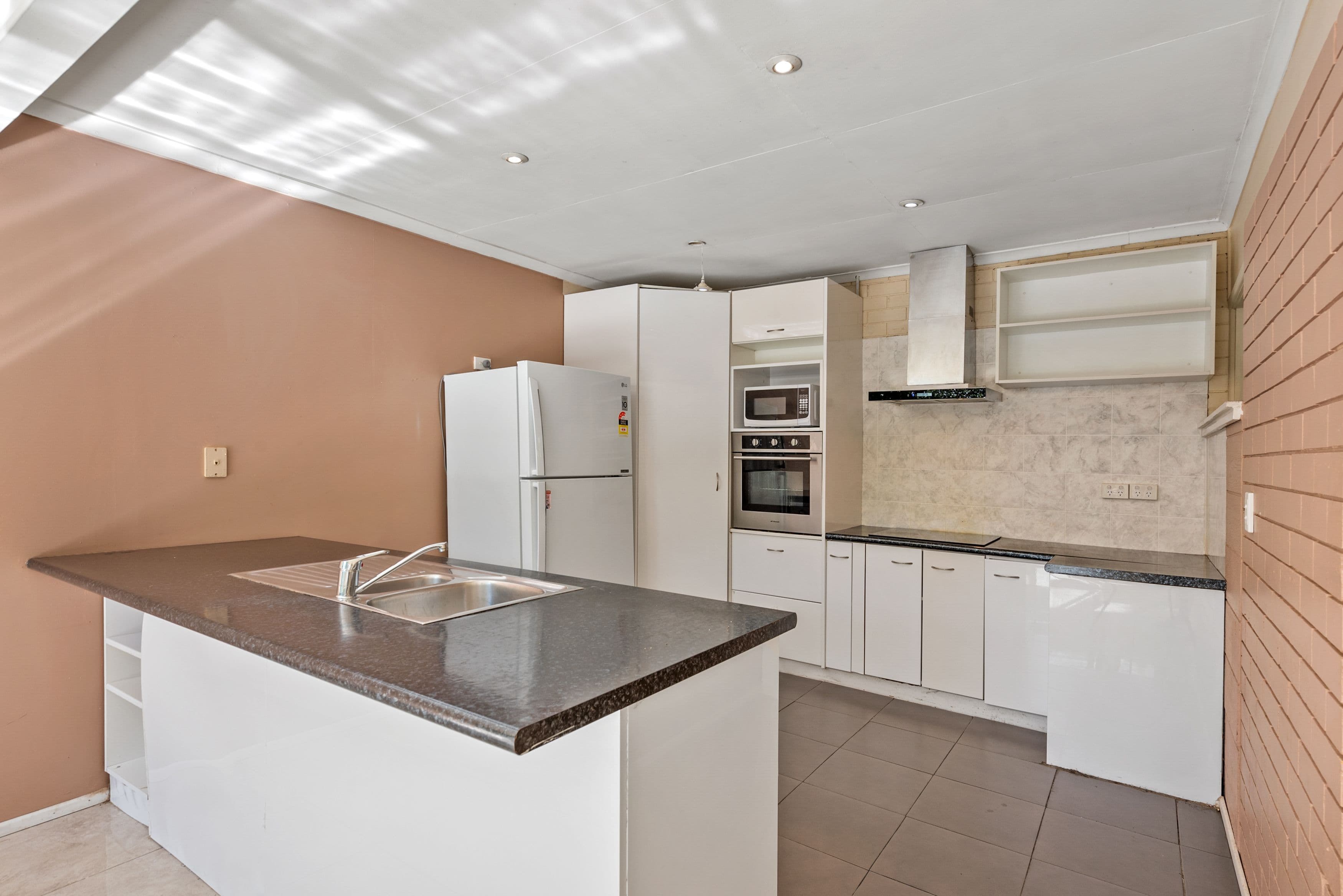 96 Market Street South, Indooroopilly QLD 4068, Indooroopilly - Thumbnail 3