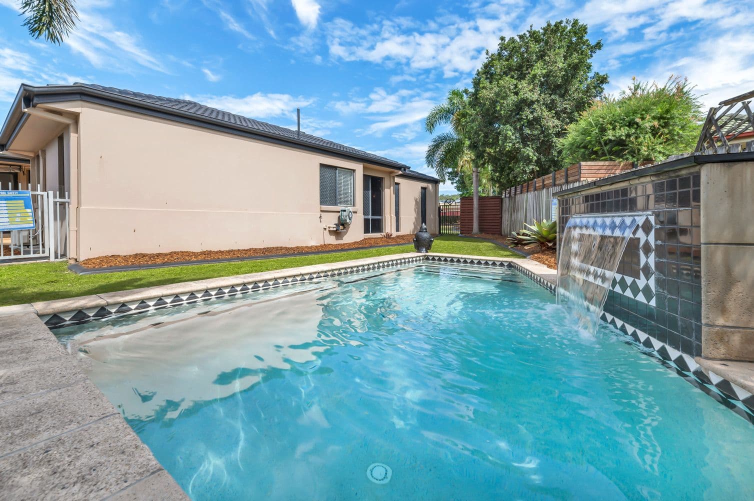 19 Silverash Street, Oxenford QLD 4210, Oxenford - Thumbnail 4