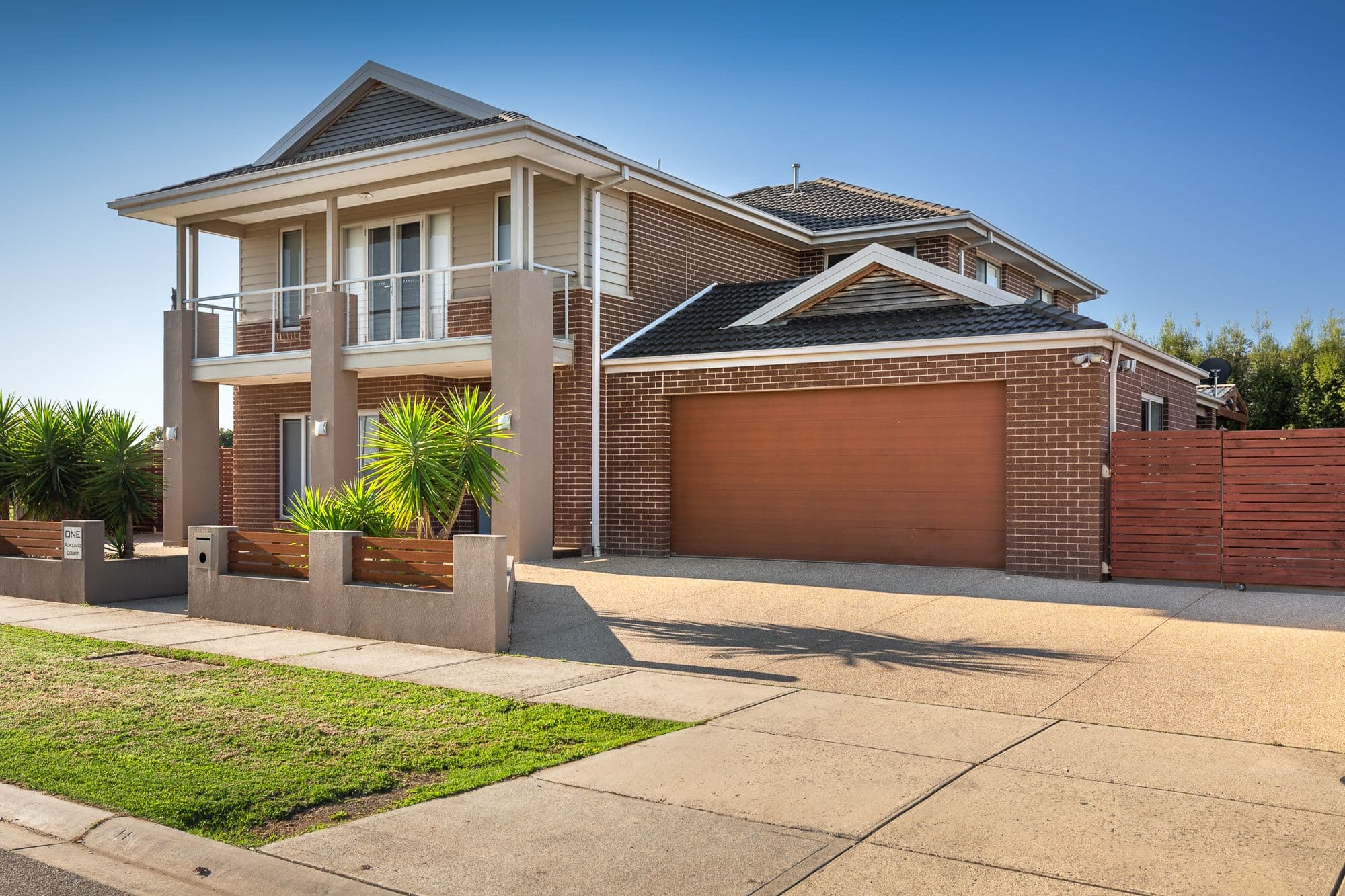1 Ackland Court, Berwick VIC 3806, Berwick - Thumbnail 2