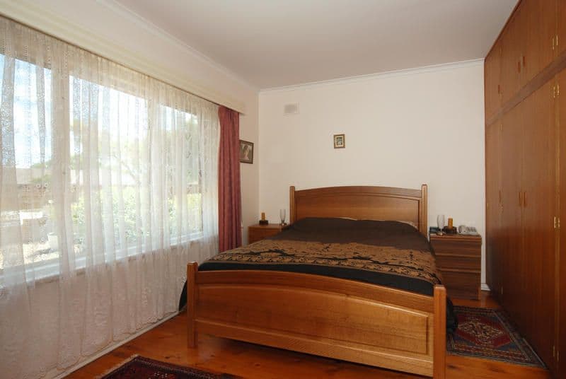 4 Dianella Place, Mount Annan, NSW, 2567, Mount Annan - Thumbnail 5