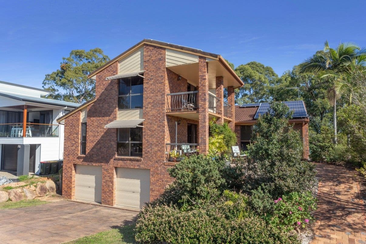 37 Minerva Court, Eatons Hill QLD 4037, Eatons Hill - Thumbnail 2