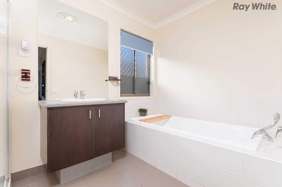 41 Bunker Circuit, Deer Park VIC 3023, Deer Park - Thumbnail 6