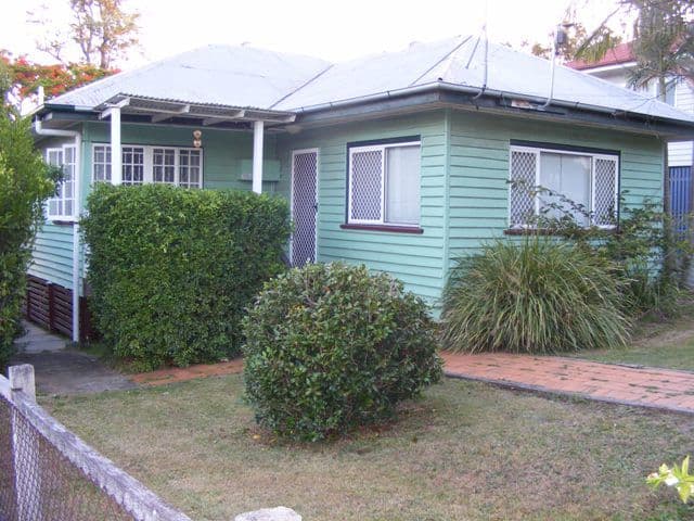 28 Dinmore Street, MOOROOKA QLD 4105, Moorooka - Image 1