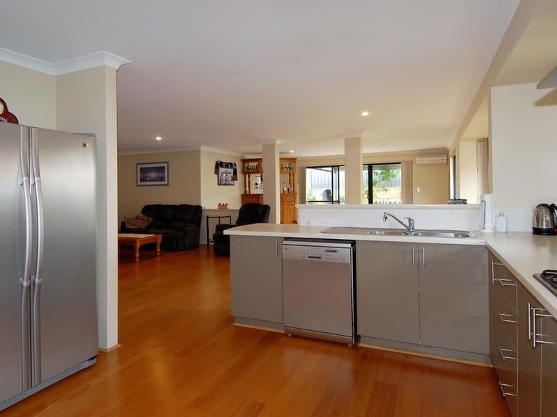 59 Lemongum Drive, BALDIVIS WA 6171, Baldivis - Thumbnail 8